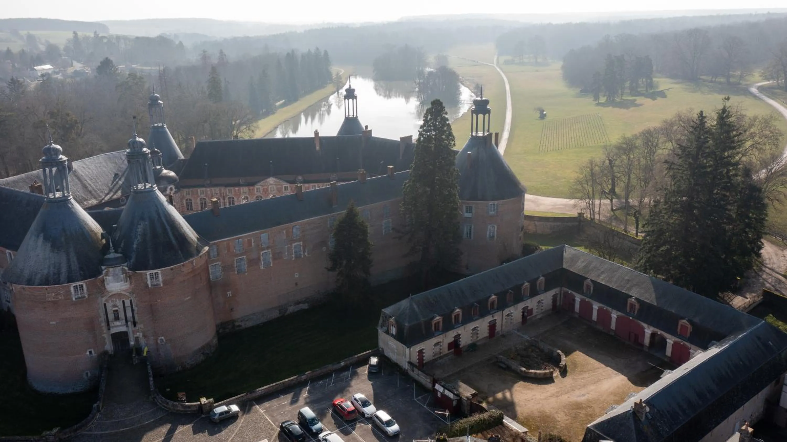 Ecuries du Château de Saint-Fargeau