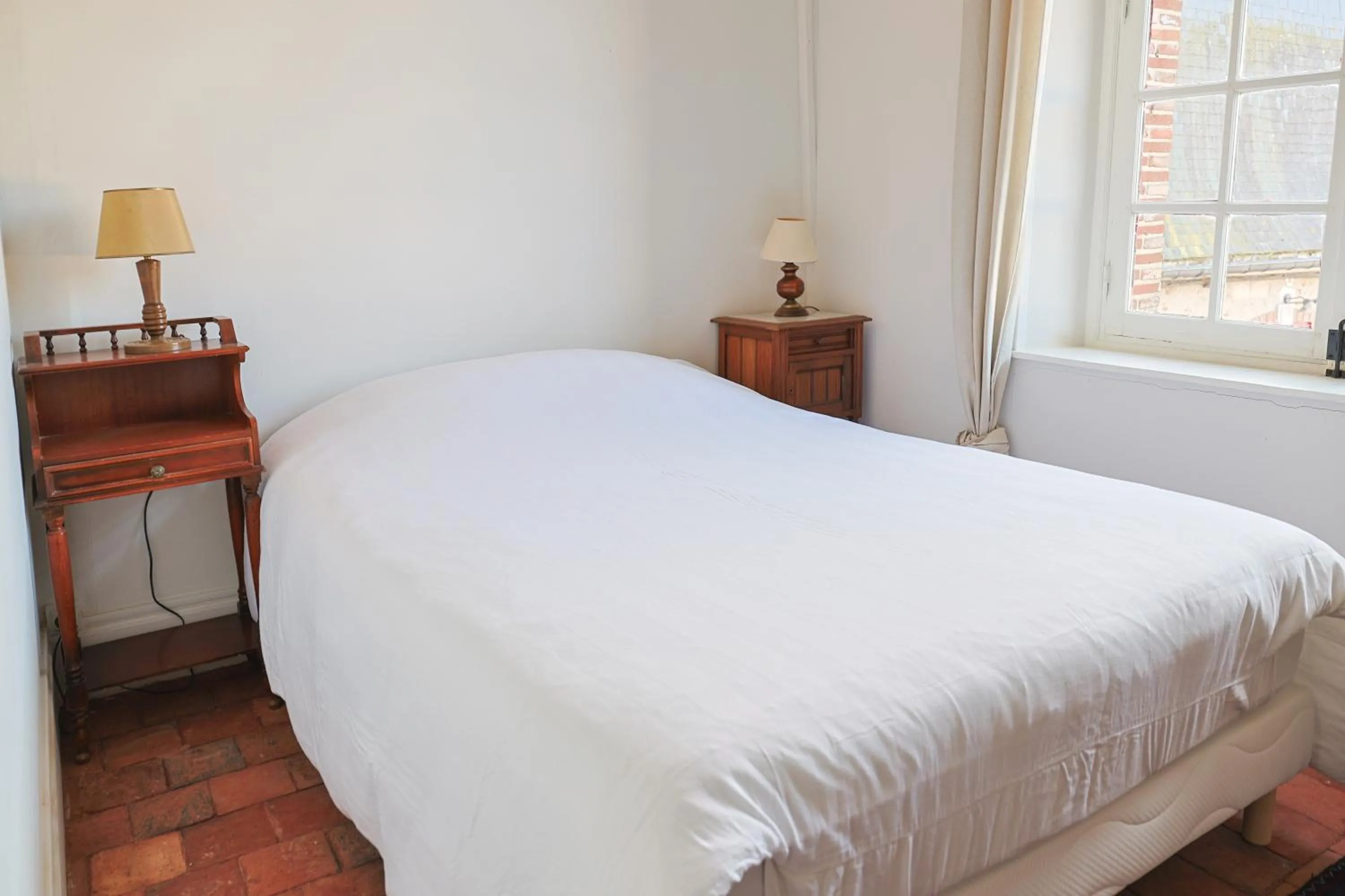 Bed in Ecuries du Château de Saint-Fargeau