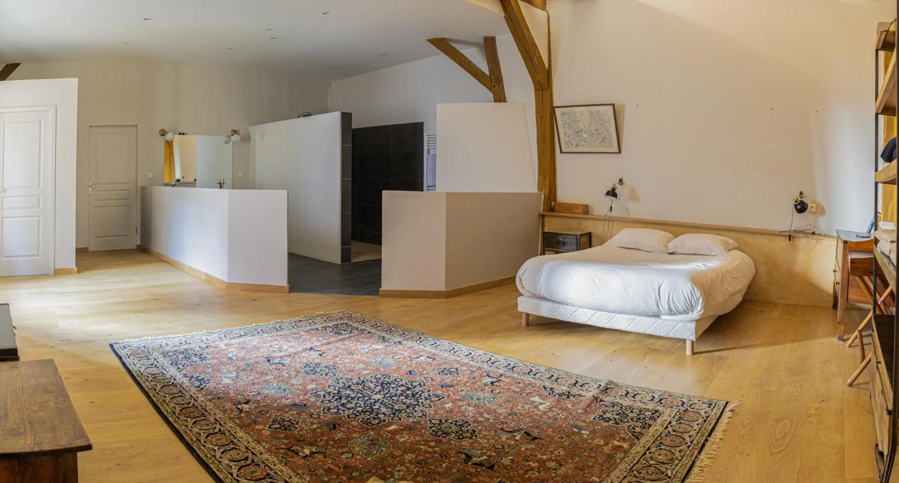 Bed in Ecuries du Château de Saint-Fargeau