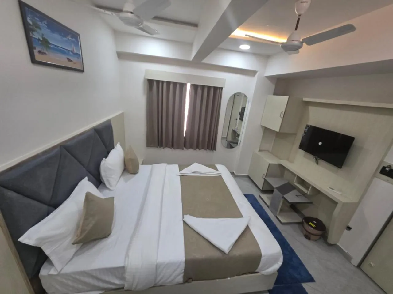 hotel hill top