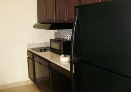 MainStay Suites Meridian - Bonita Lakes