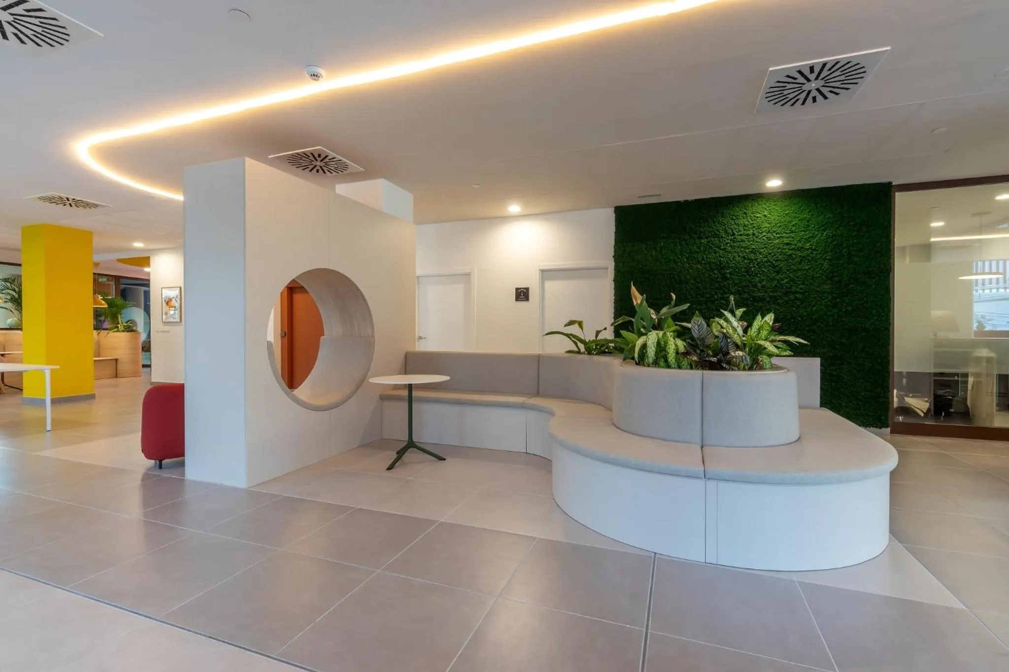 Lobby or reception in Hotel Nido Malvarrosa