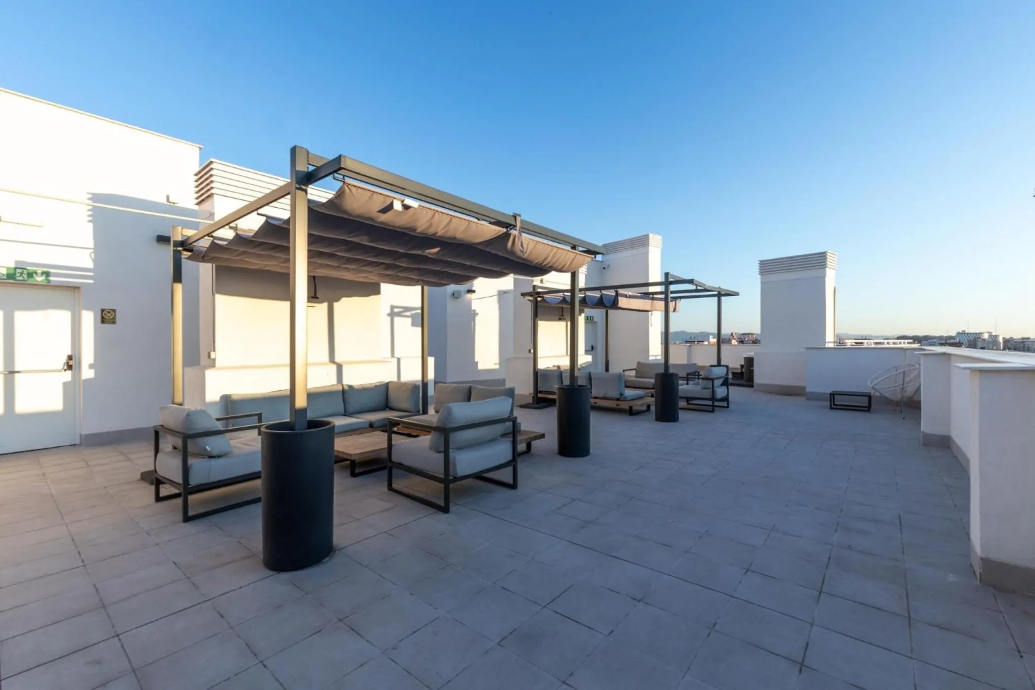 Patio in Hotel Nido Malvarrosa