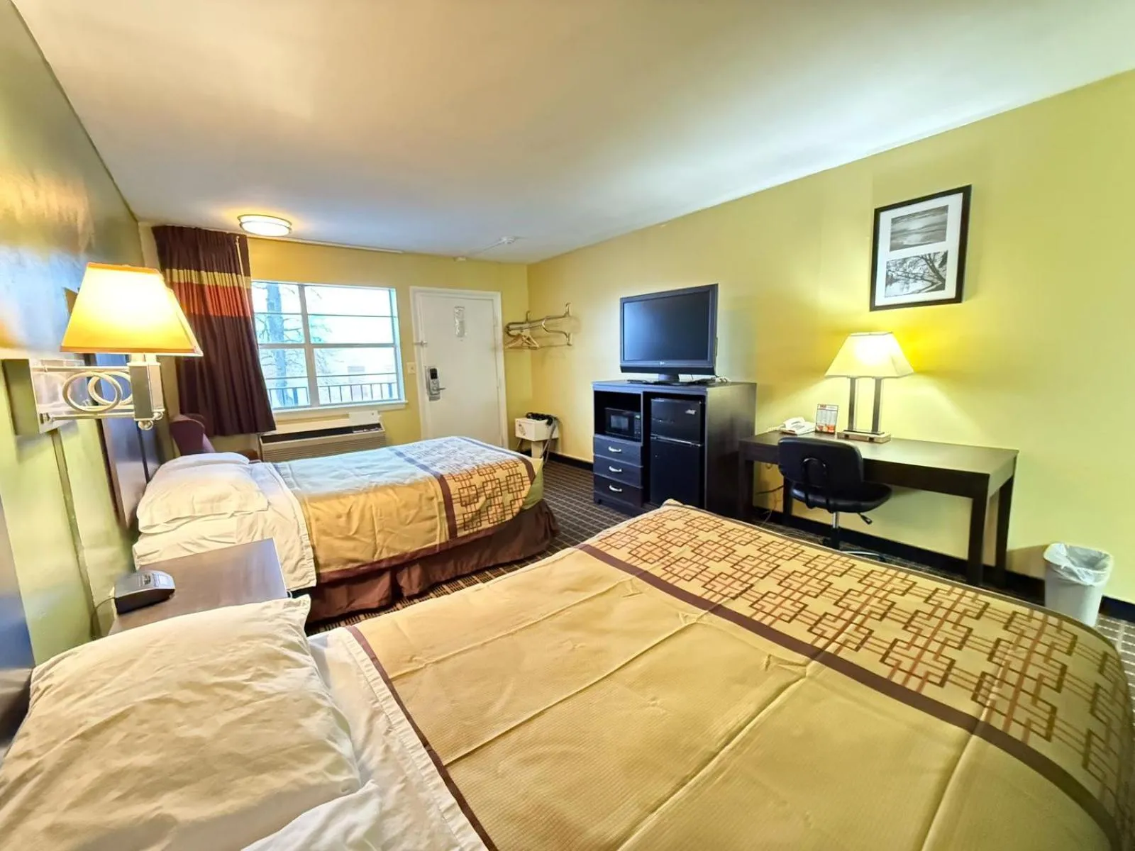 Standard Double Room Non-Smoking    in Relax Inn
