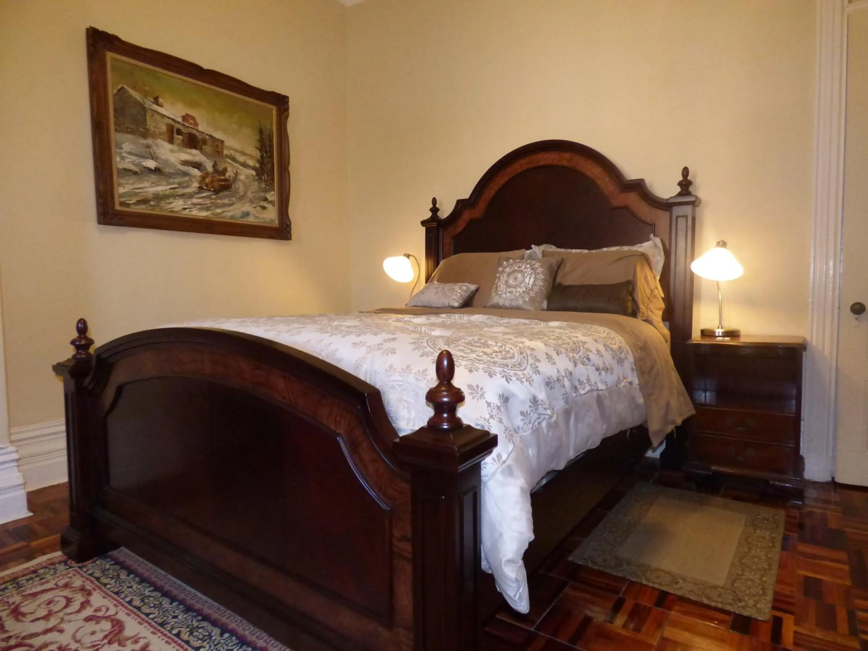 Decorative detail, Bed in Gingerbread Manor