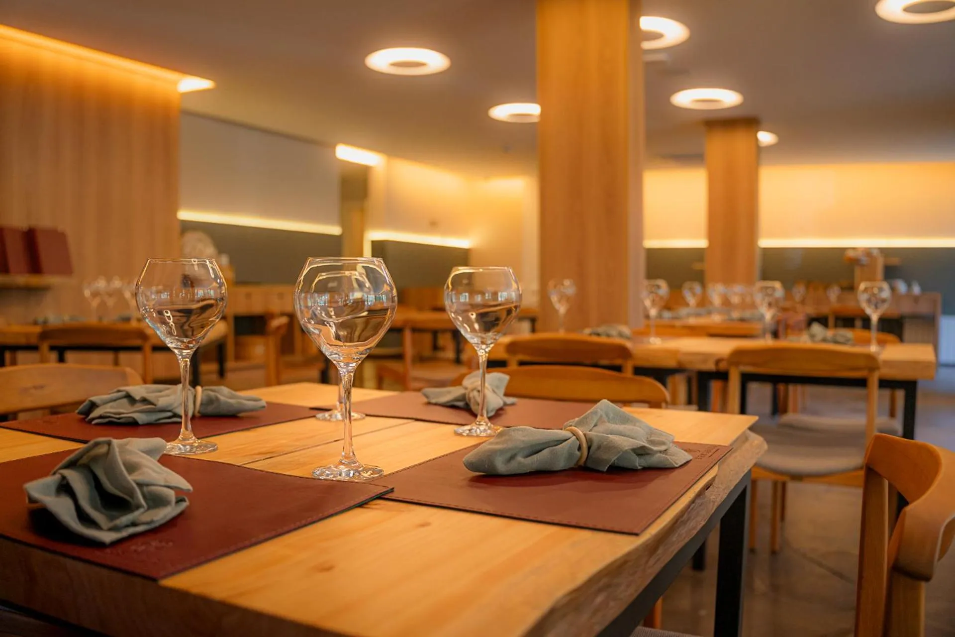 Restaurant/places to eat in Poehma Lago Negro by Livá OFICIAL