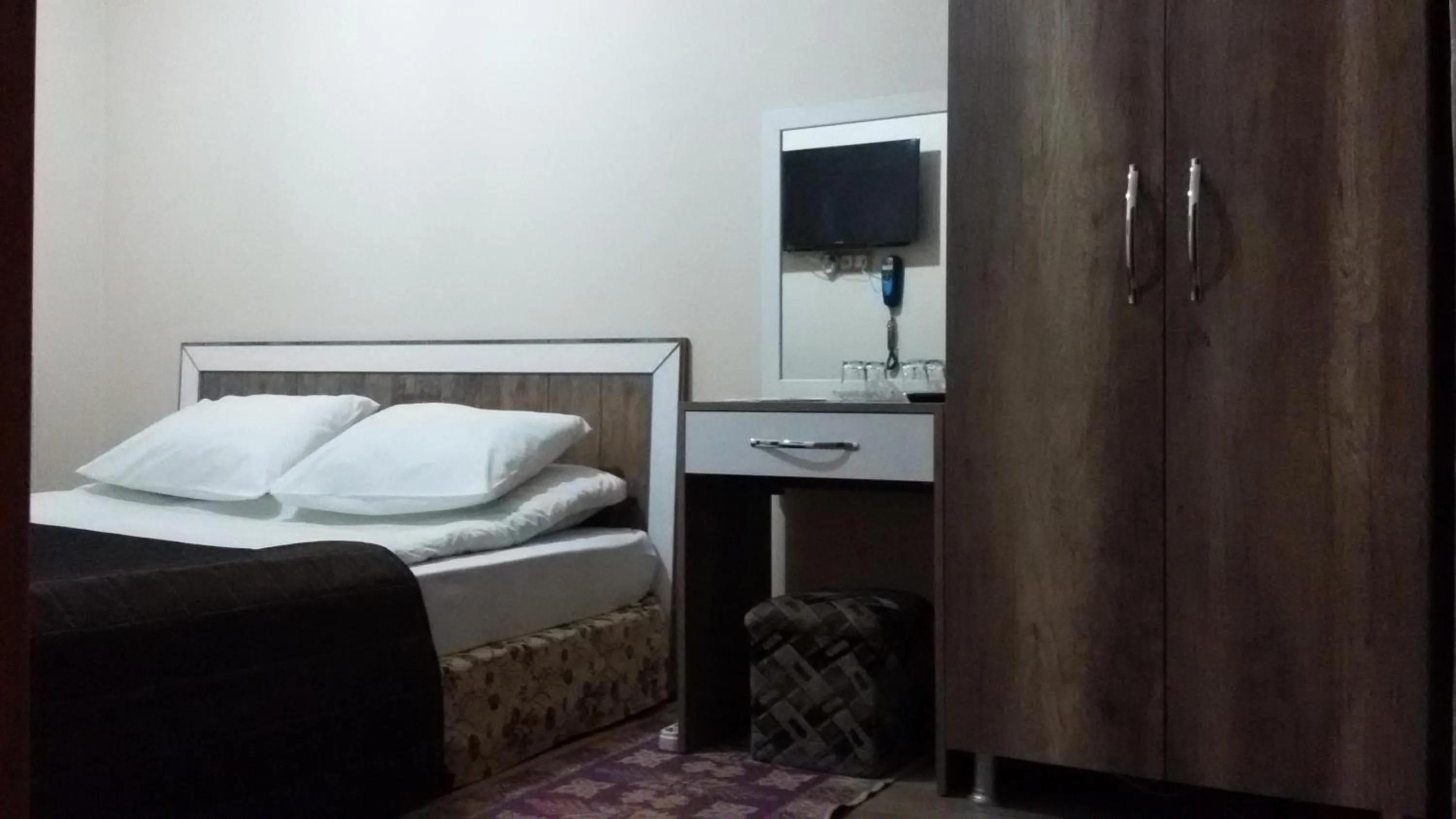 Decorative detail, Bed in Hotel Kervansaray