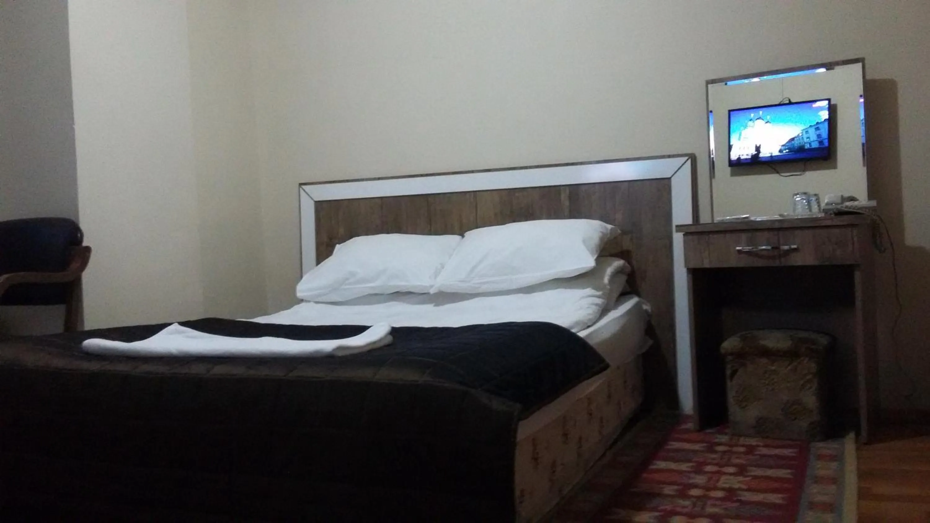 Bed in Hotel Kervansaray