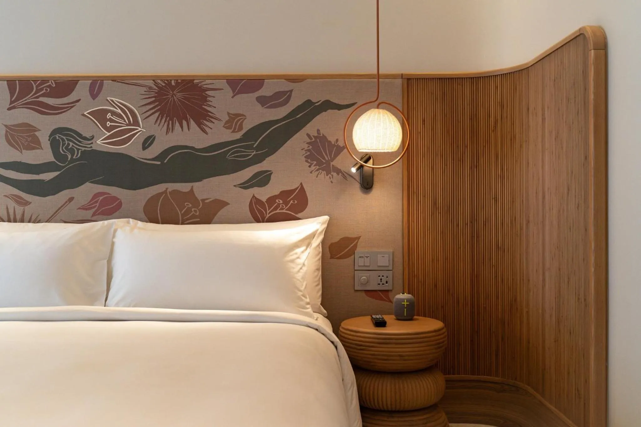 Photo of the whole room, Bed in The Standard, Pattaya Na Jomtien