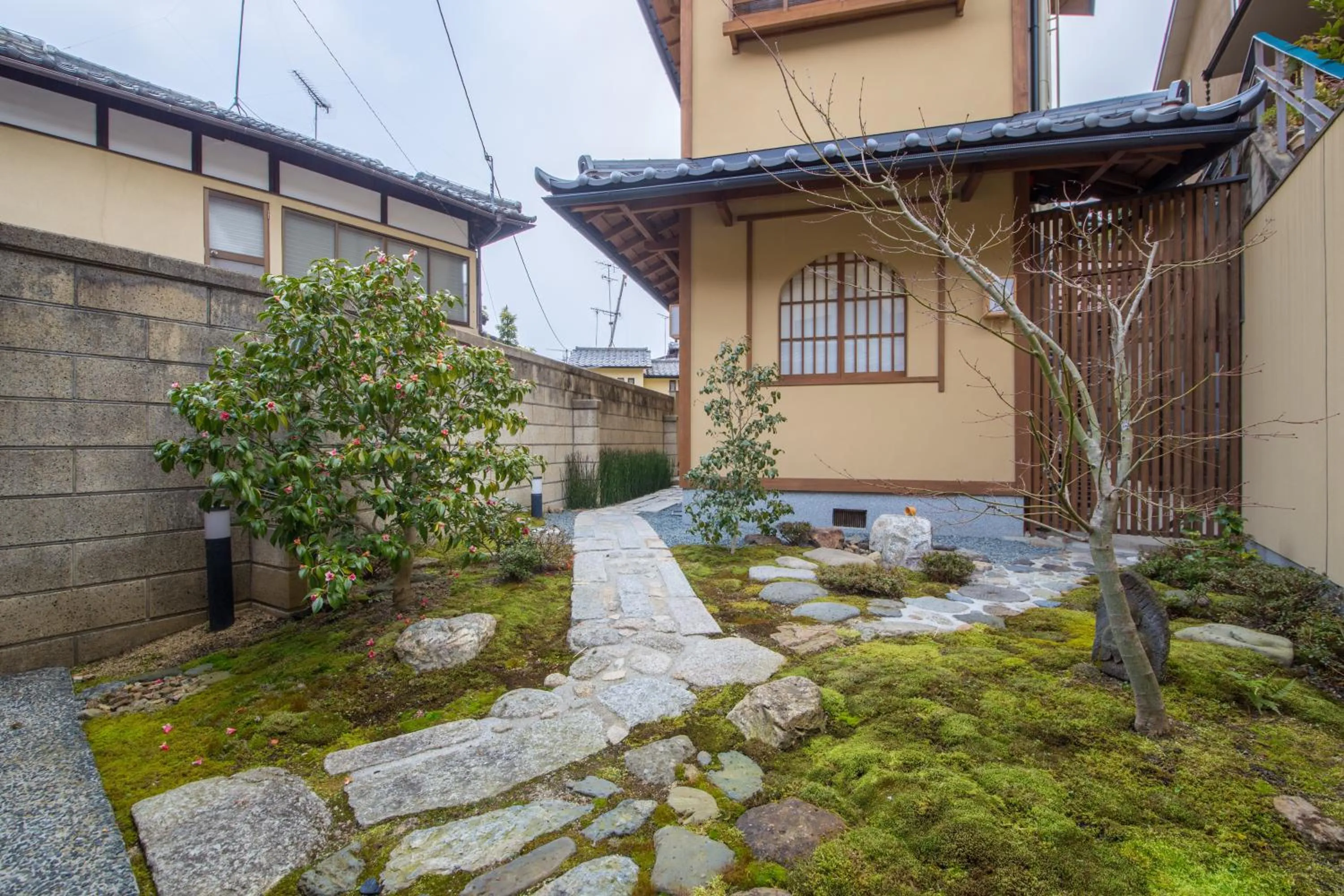 Property building in Kyo no Yado Sangen Ninenzaka