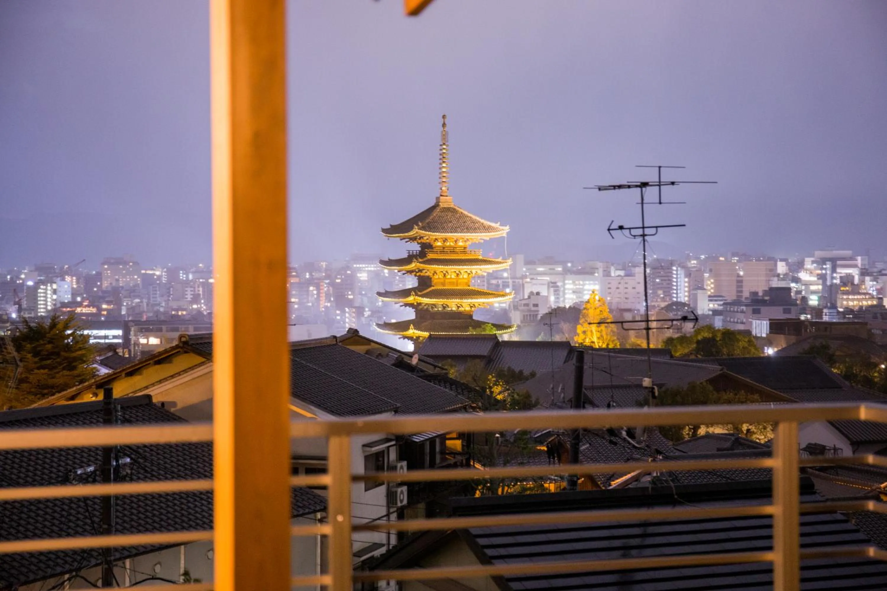 Nearby landmark in Kyo no Yado Sangen Ninenzaka