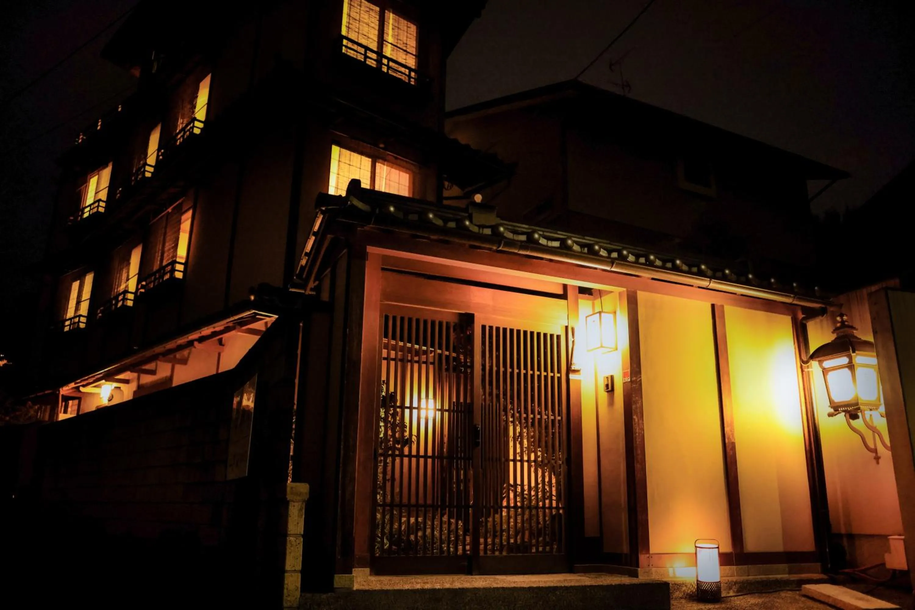 Property building in Kyo no Yado Sangen Ninenzaka