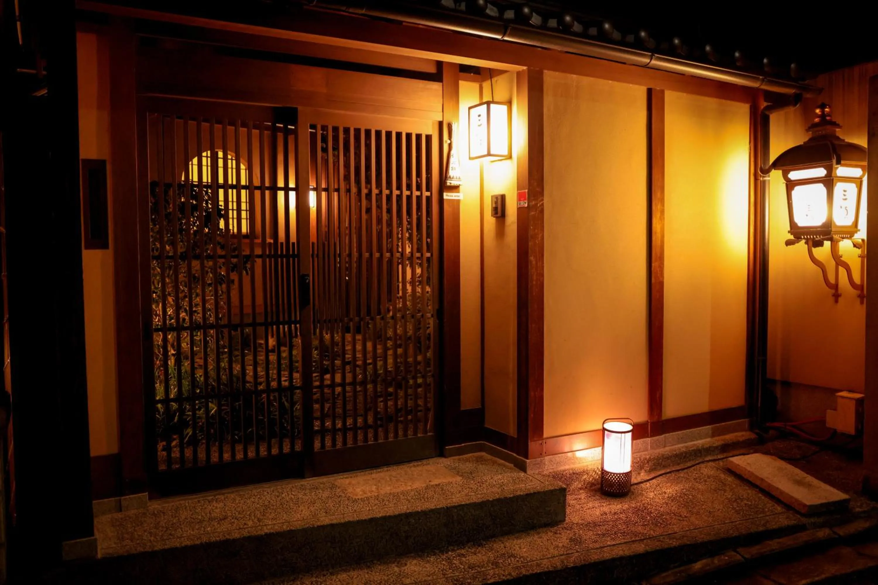Facade/entrance in Kyo no Yado Sangen Ninenzaka