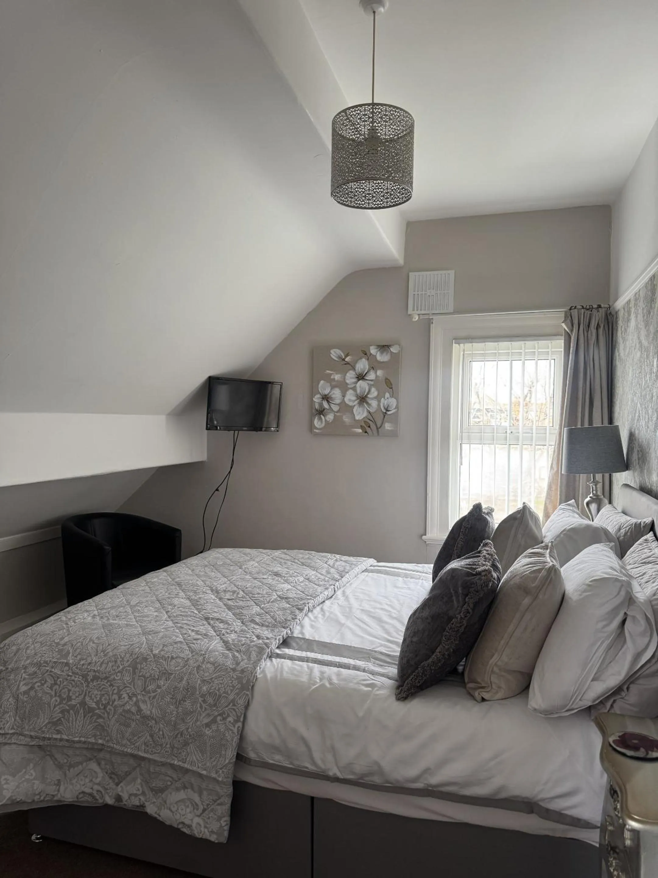 Bedroom, Bed in Rosaire Guest House