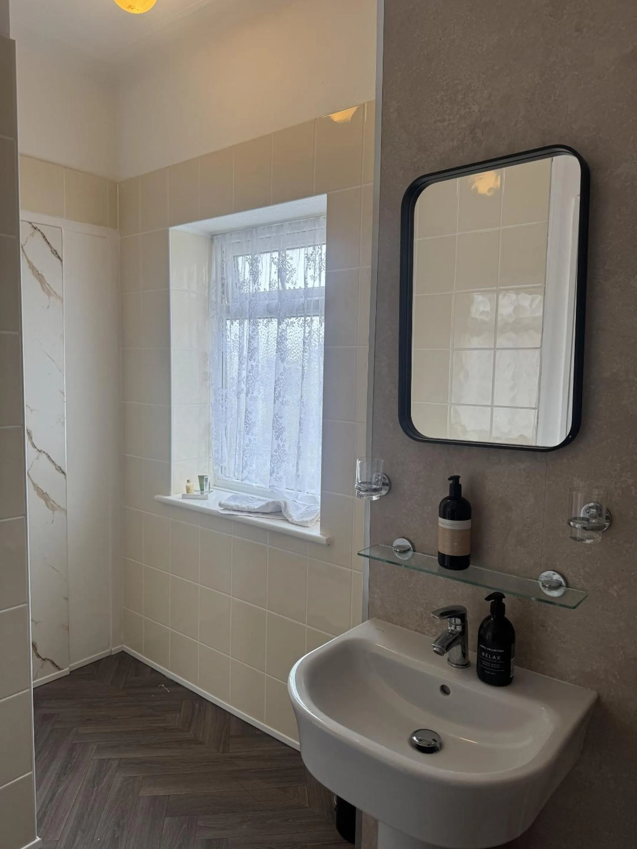 Bathroom in Rosaire Guest House