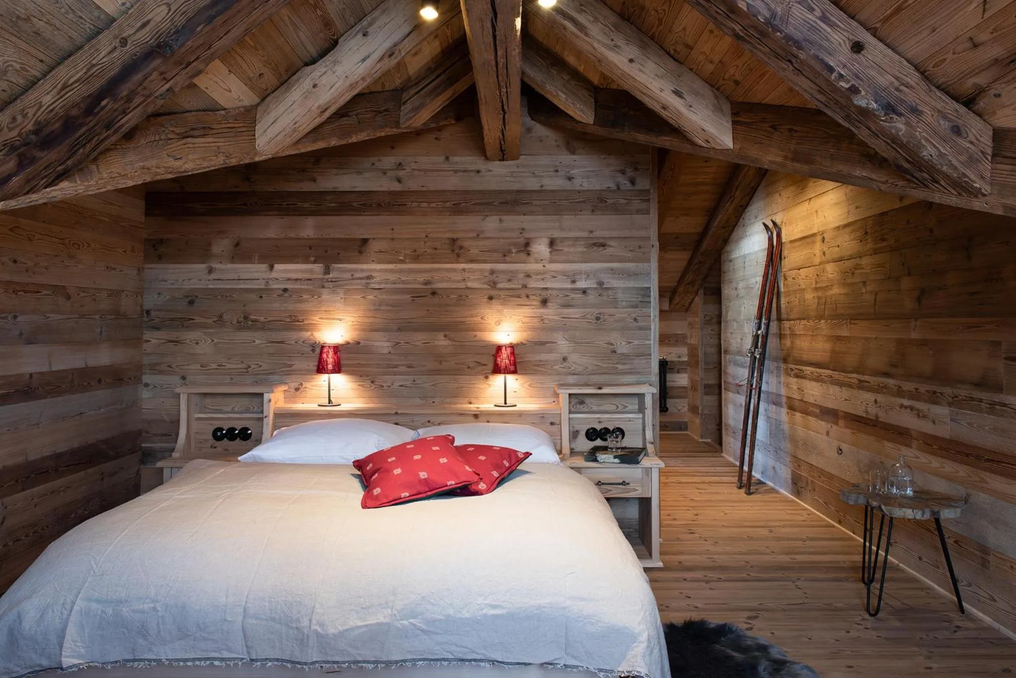 Photo of the whole room, Bed in Naturhotel & Bayernhütte am Brauneck