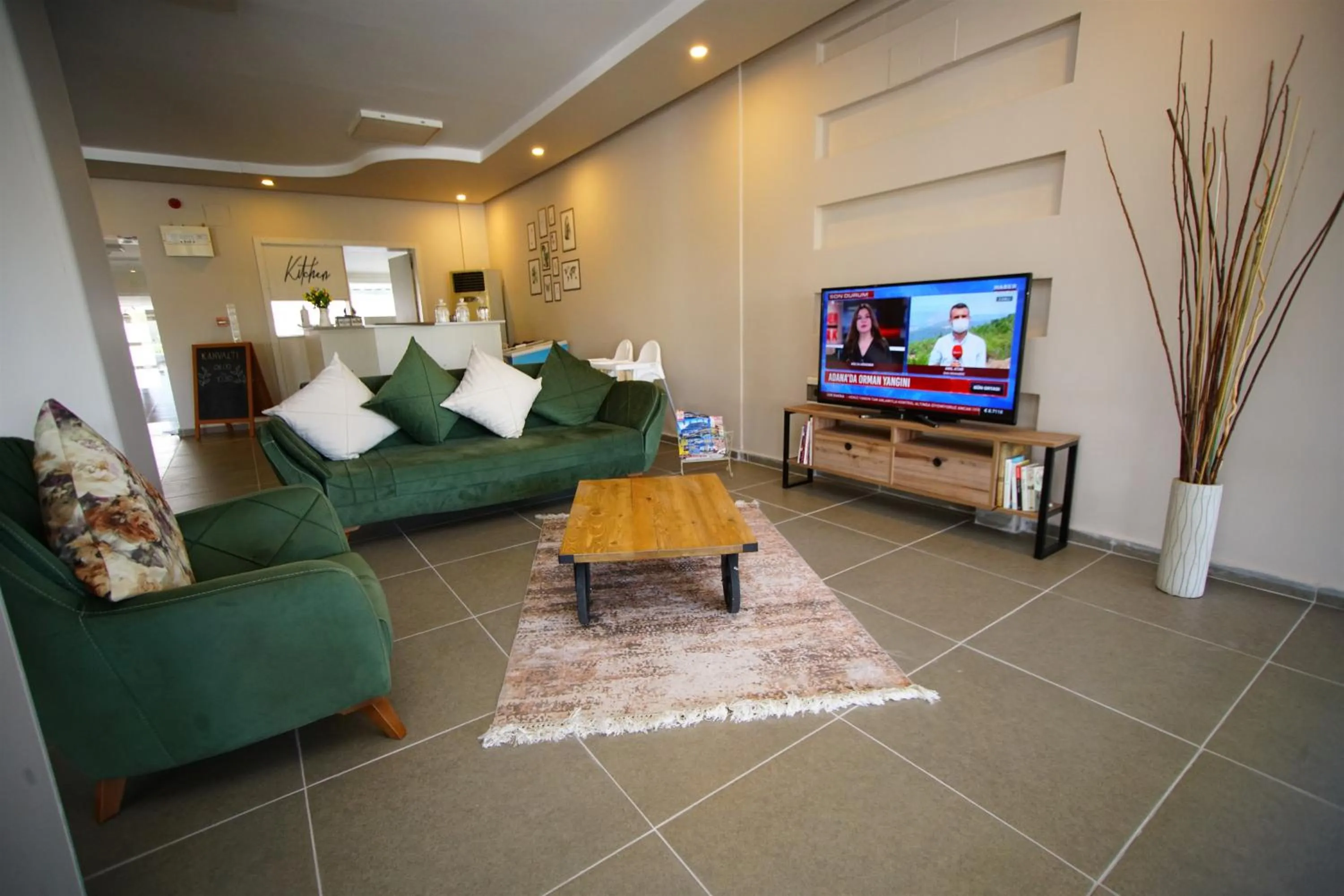 Lobby or reception in Urla Zeytin Hotel