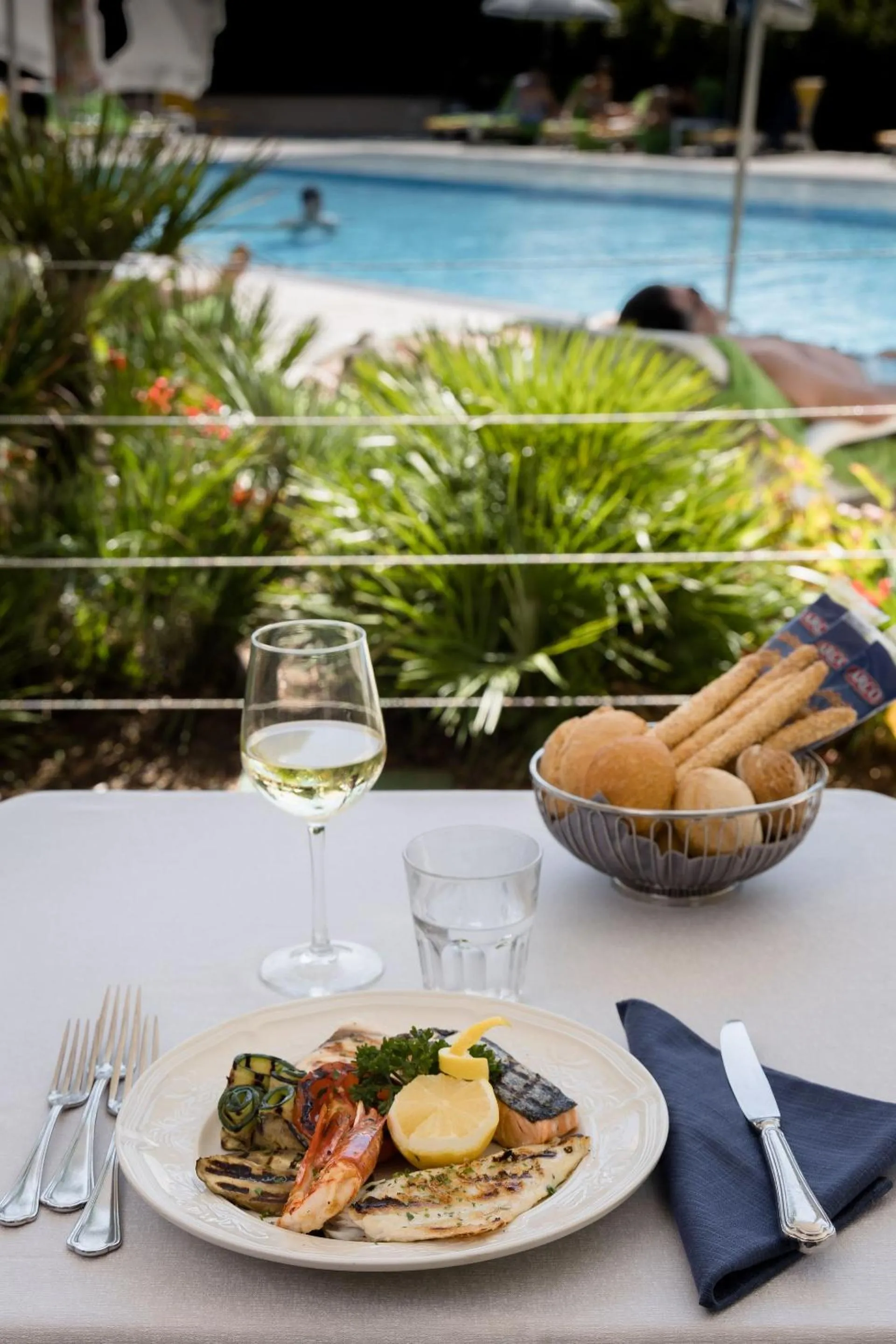 Lunch in Hotel Du Parc