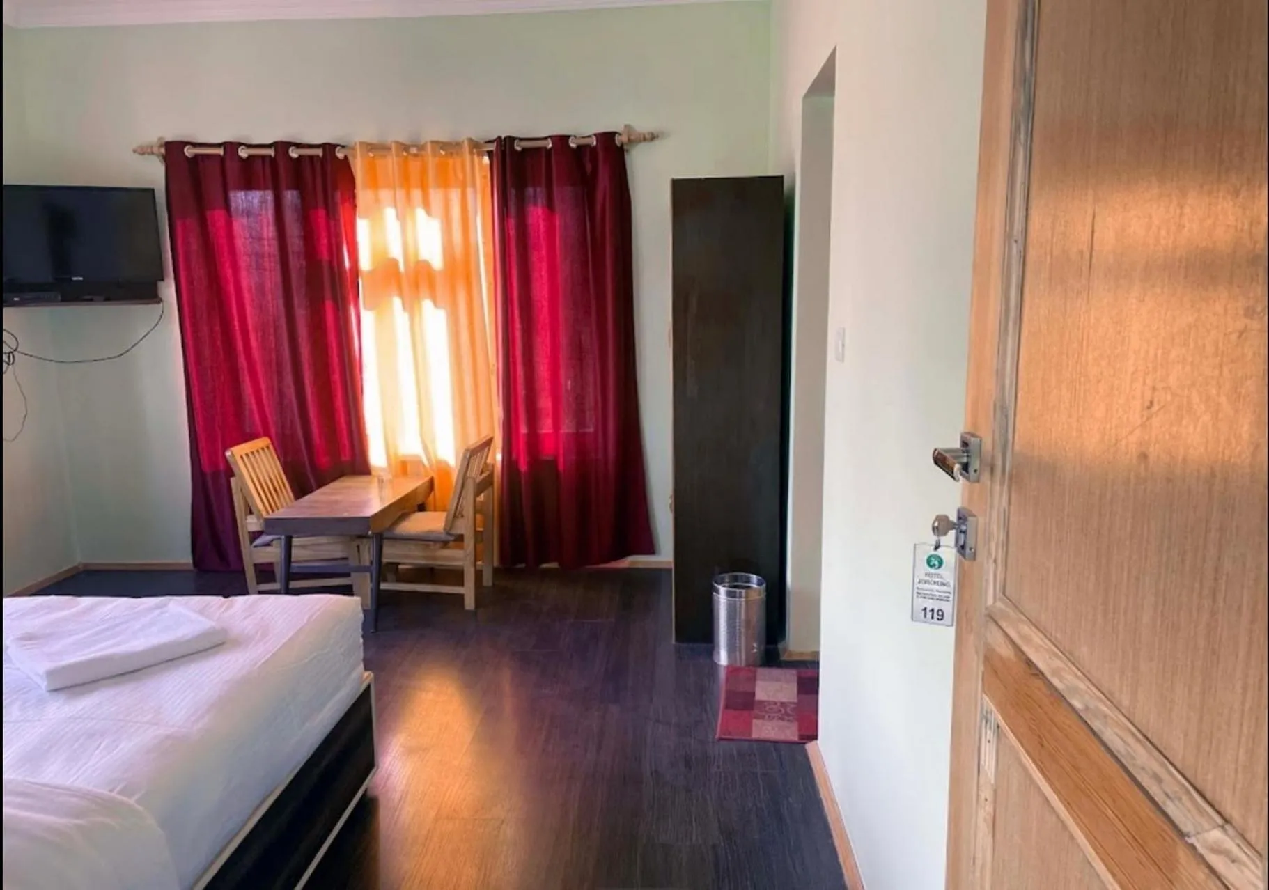 Bedroom, Bed in TIH Hotel Jorchung