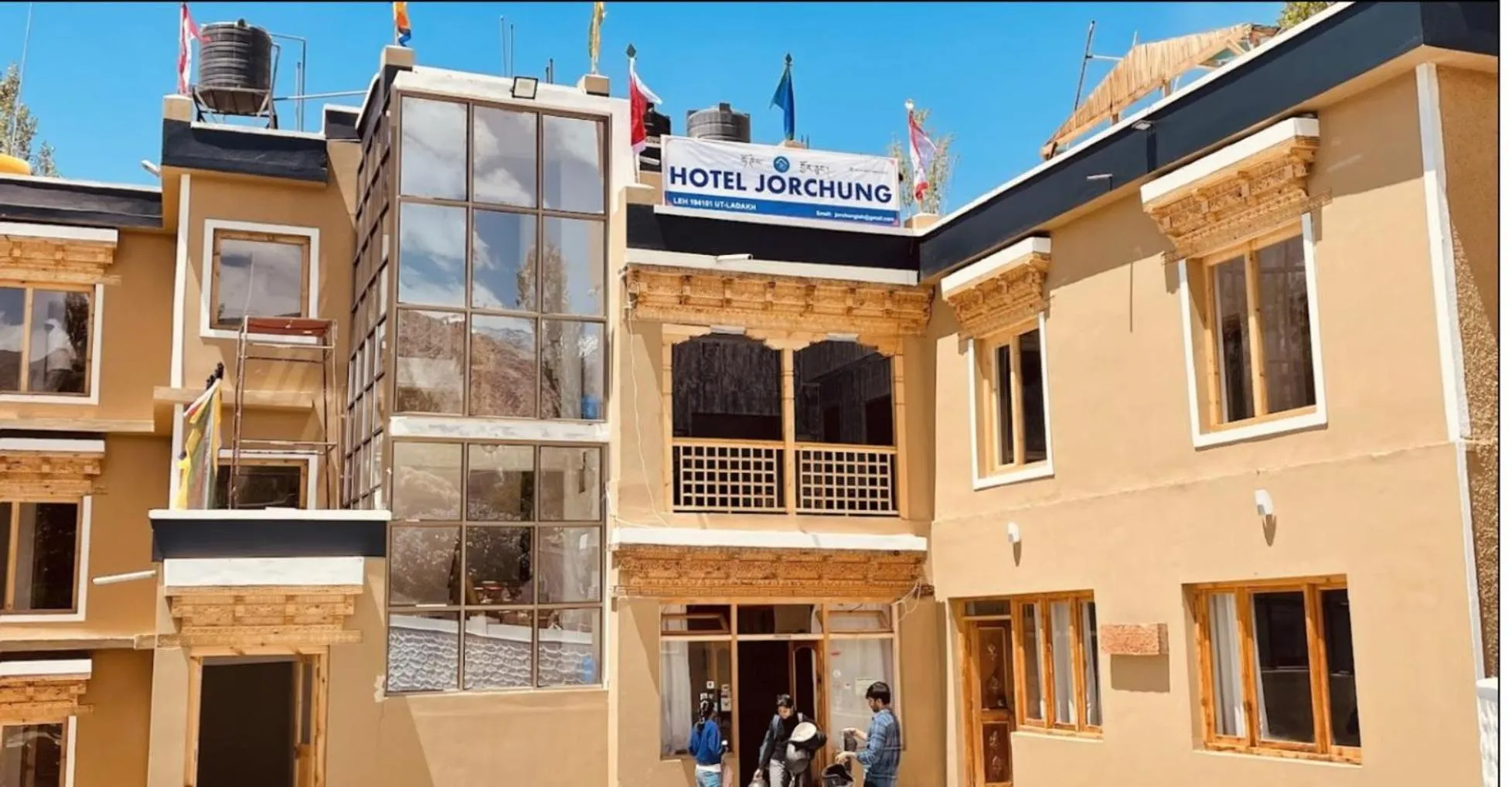 Property building in TIH Hotel Jorchung
