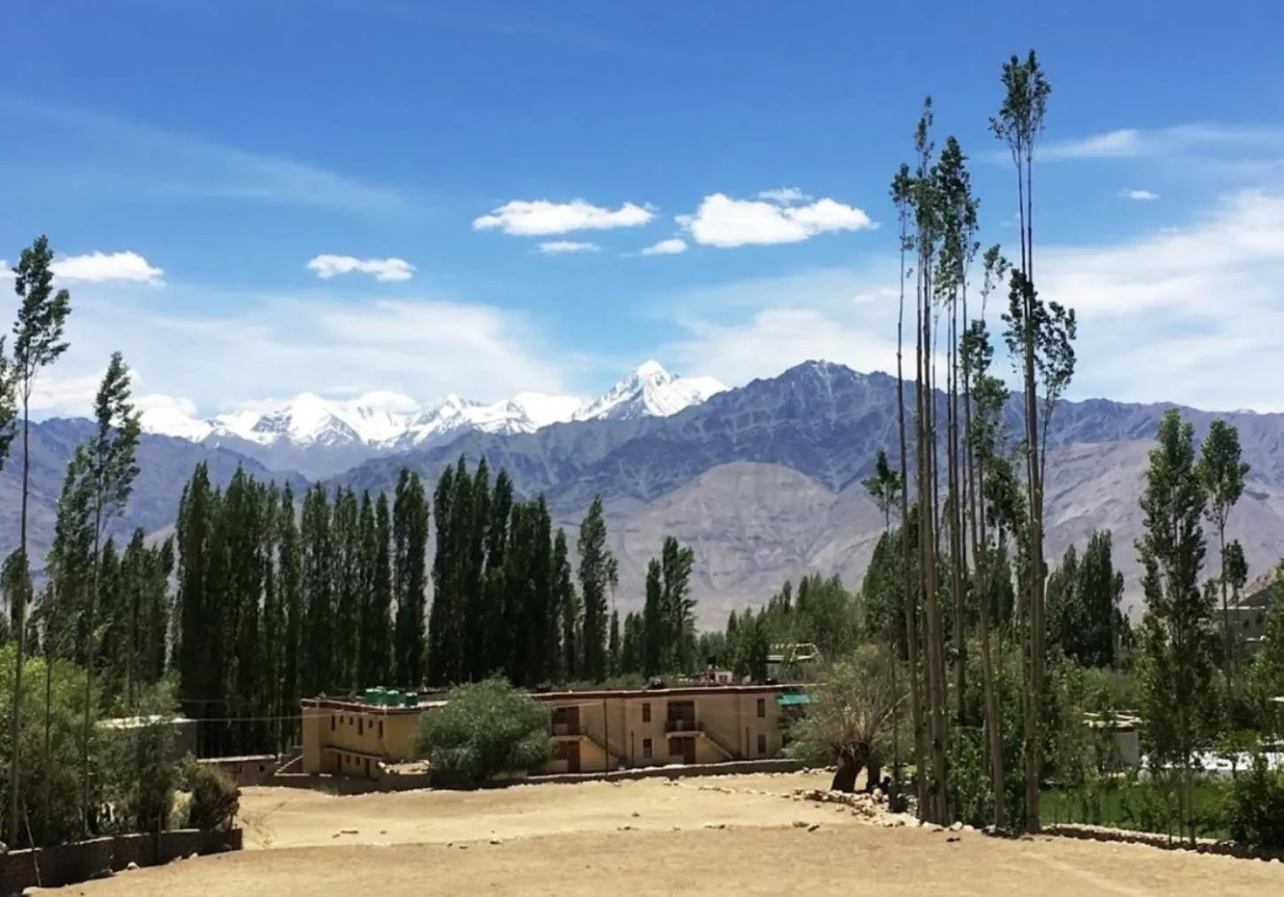 Property building in TIH Hotel Jorchung