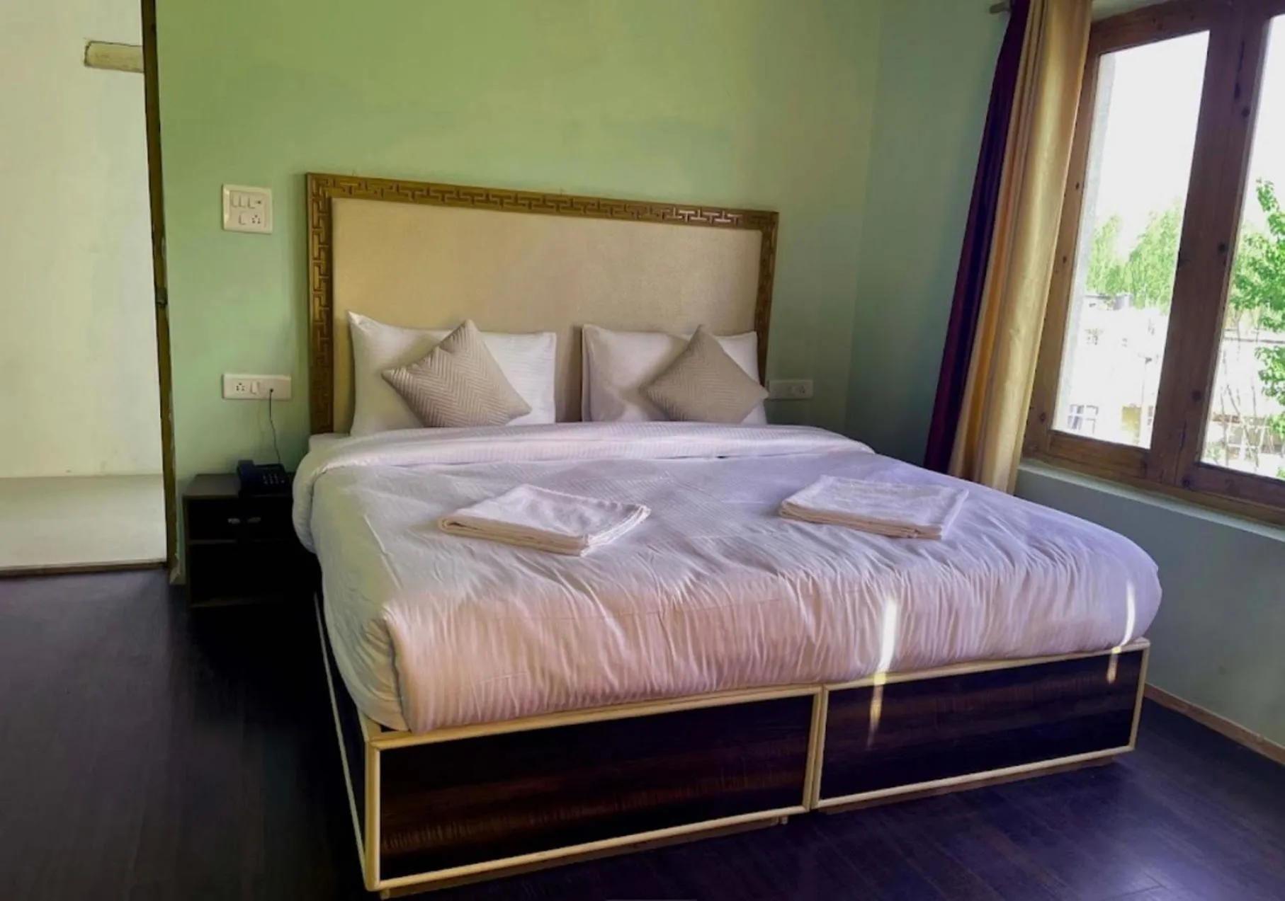 Bedroom, Bed in TIH Hotel Jorchung