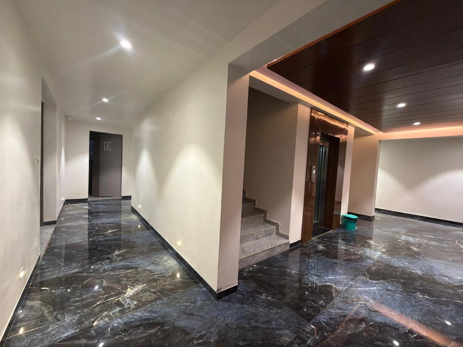 Daksh The Valley Resort - Saputara