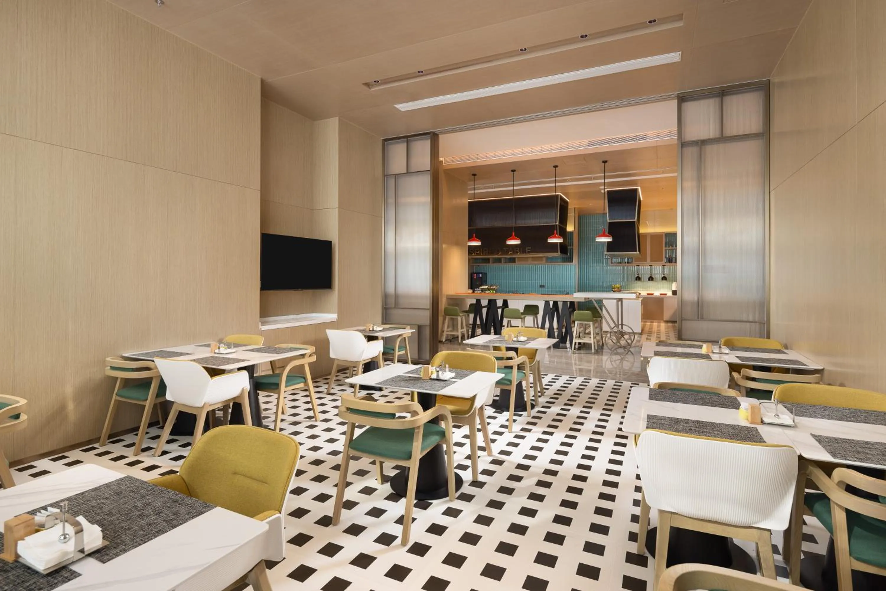 Restaurant/places to eat in Home2 Suite by Hilton Kunming Xishan