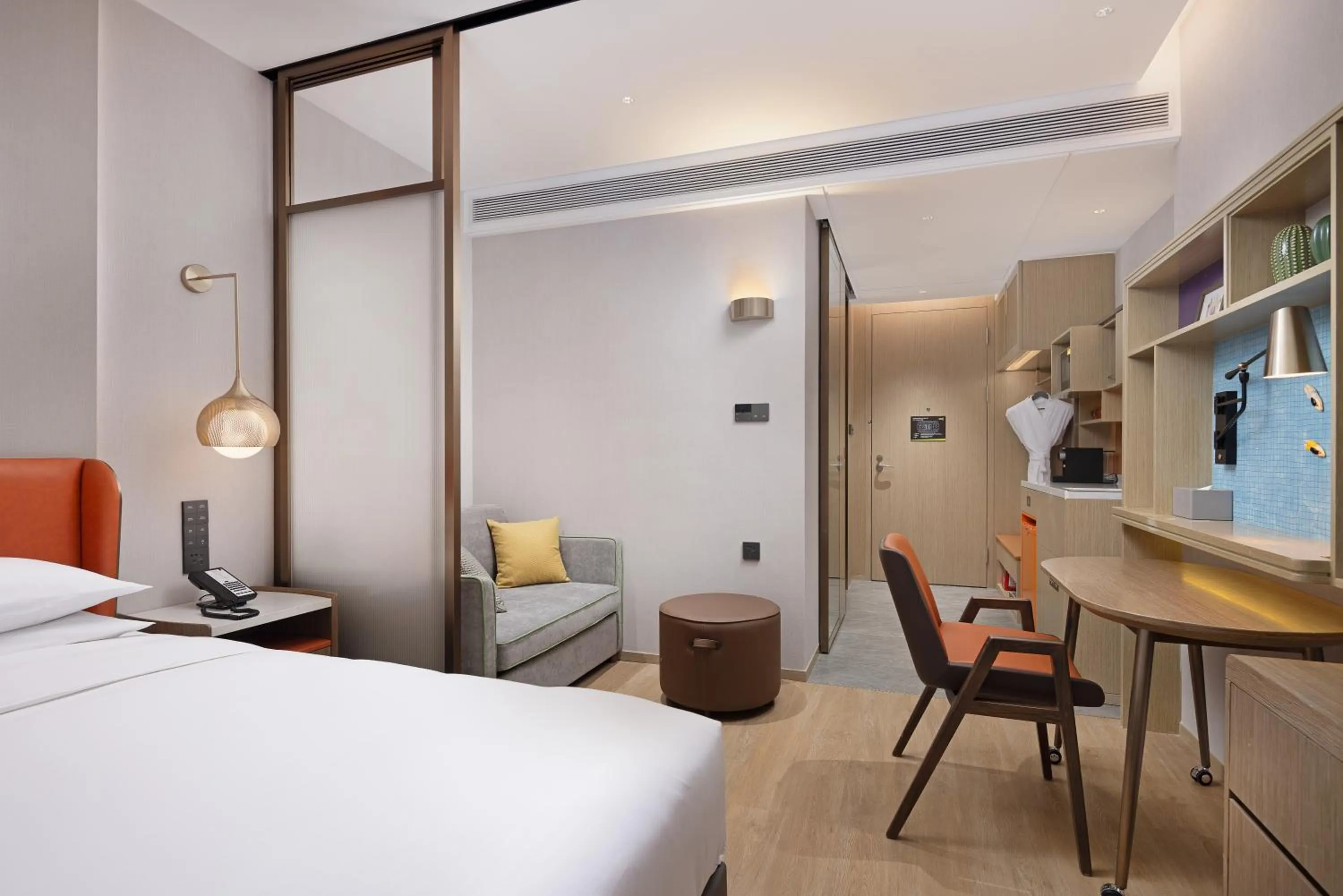 Bed in Home2 Suite by Hilton Kunming Xishan