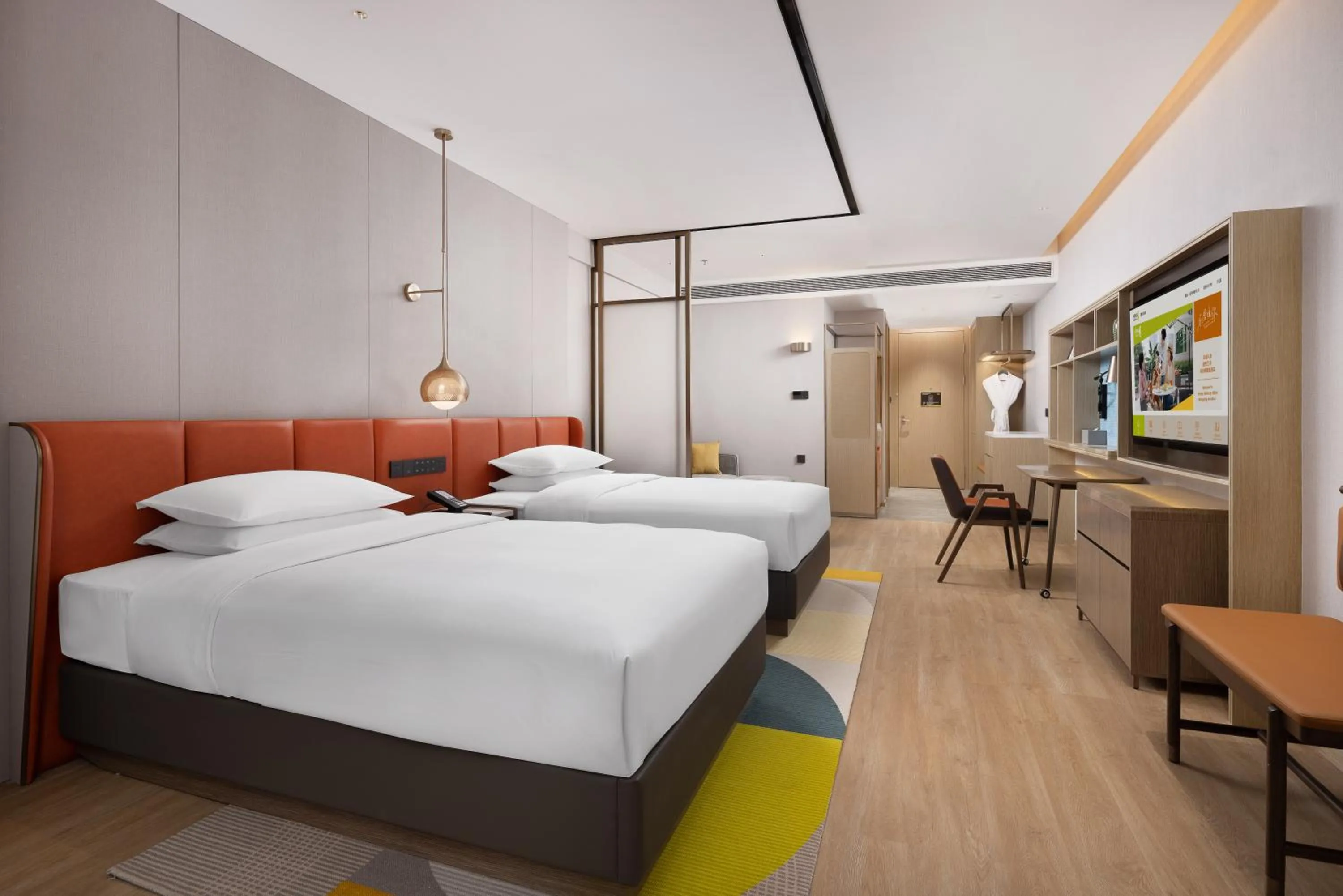 Bed in Home2 Suite by Hilton Kunming Xishan