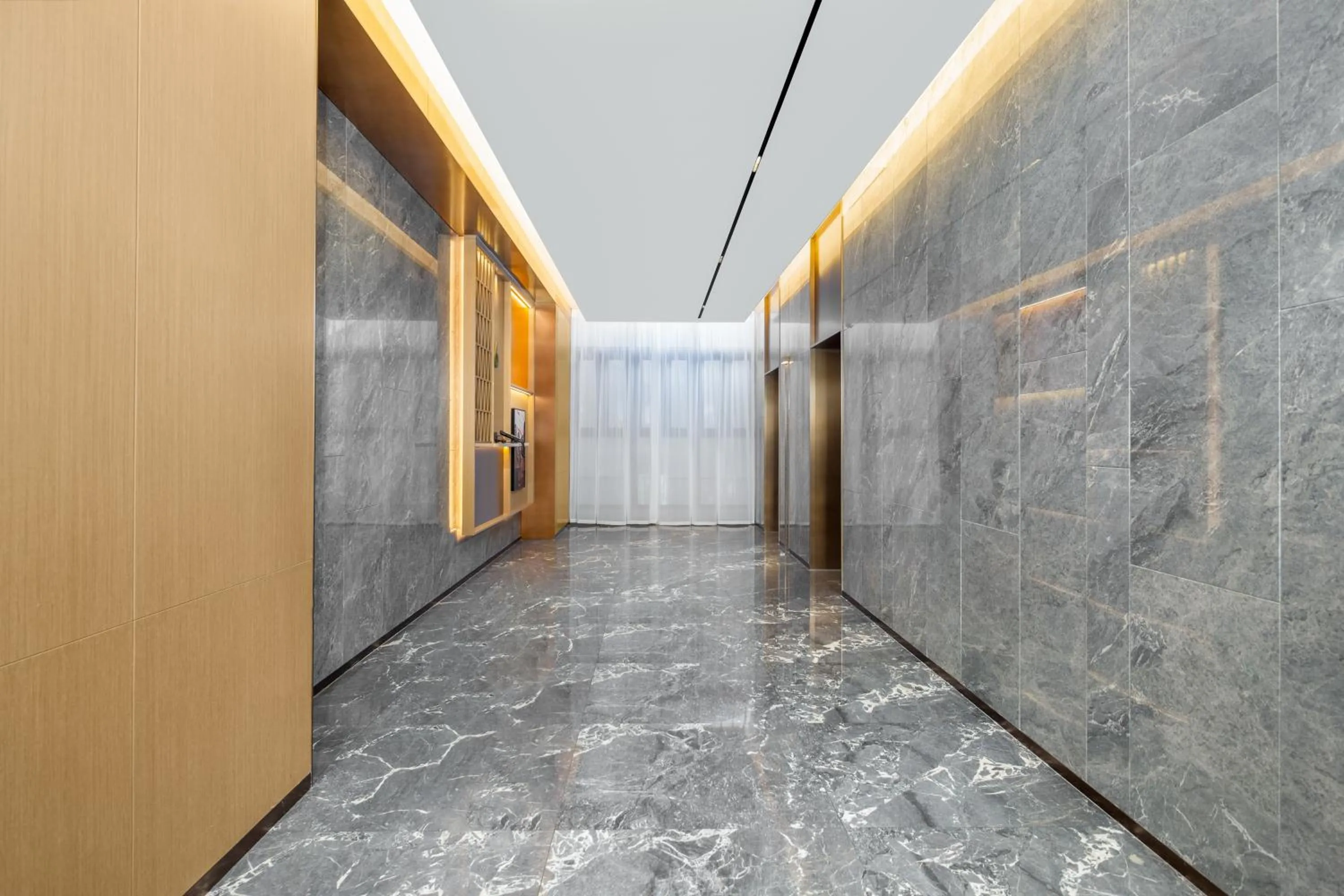 elevator in Home2 Suite by Hilton Foshan Lishui