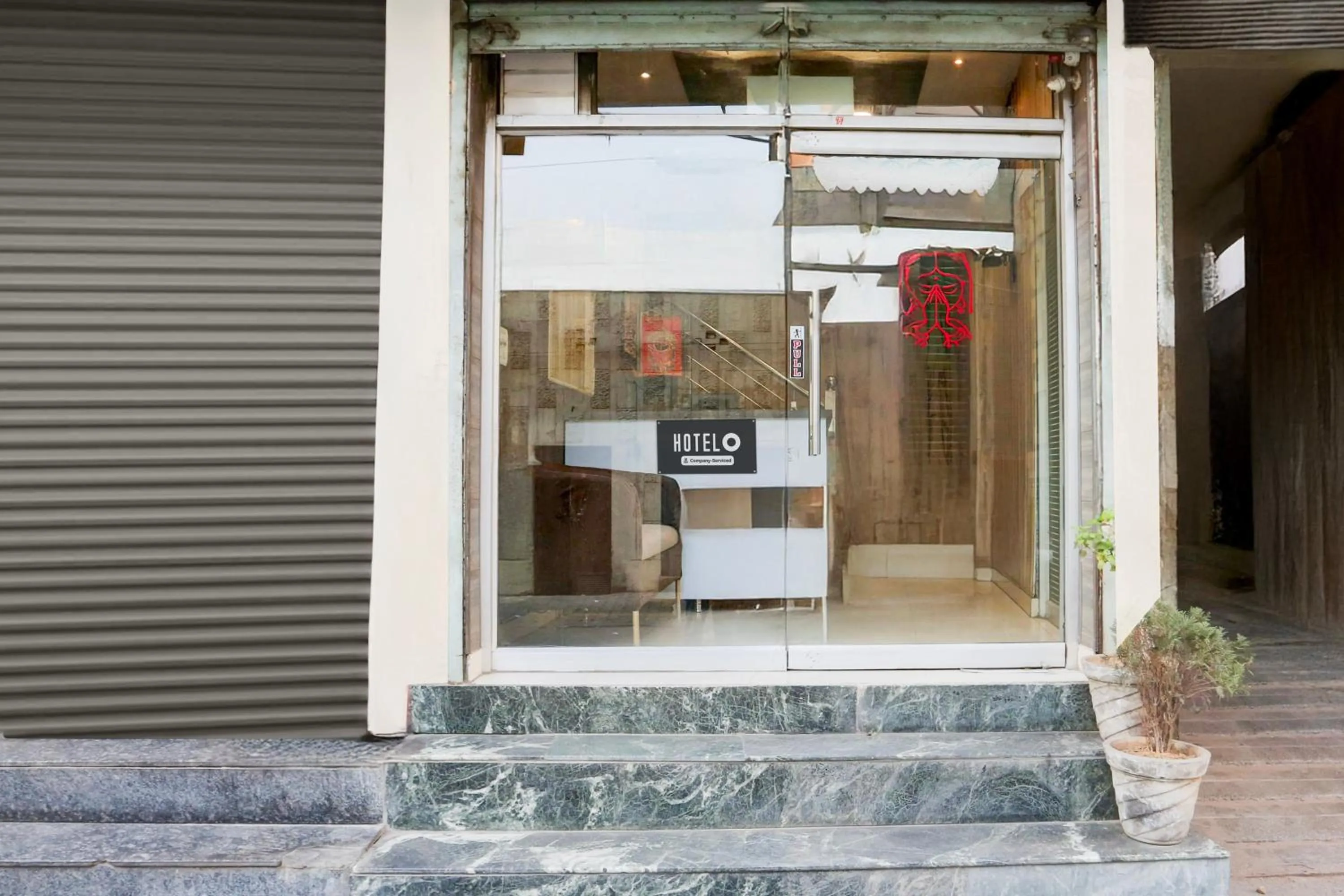 Facade/entrance in Super Hotel O Subhani Building Formerly Hotel Amandeep