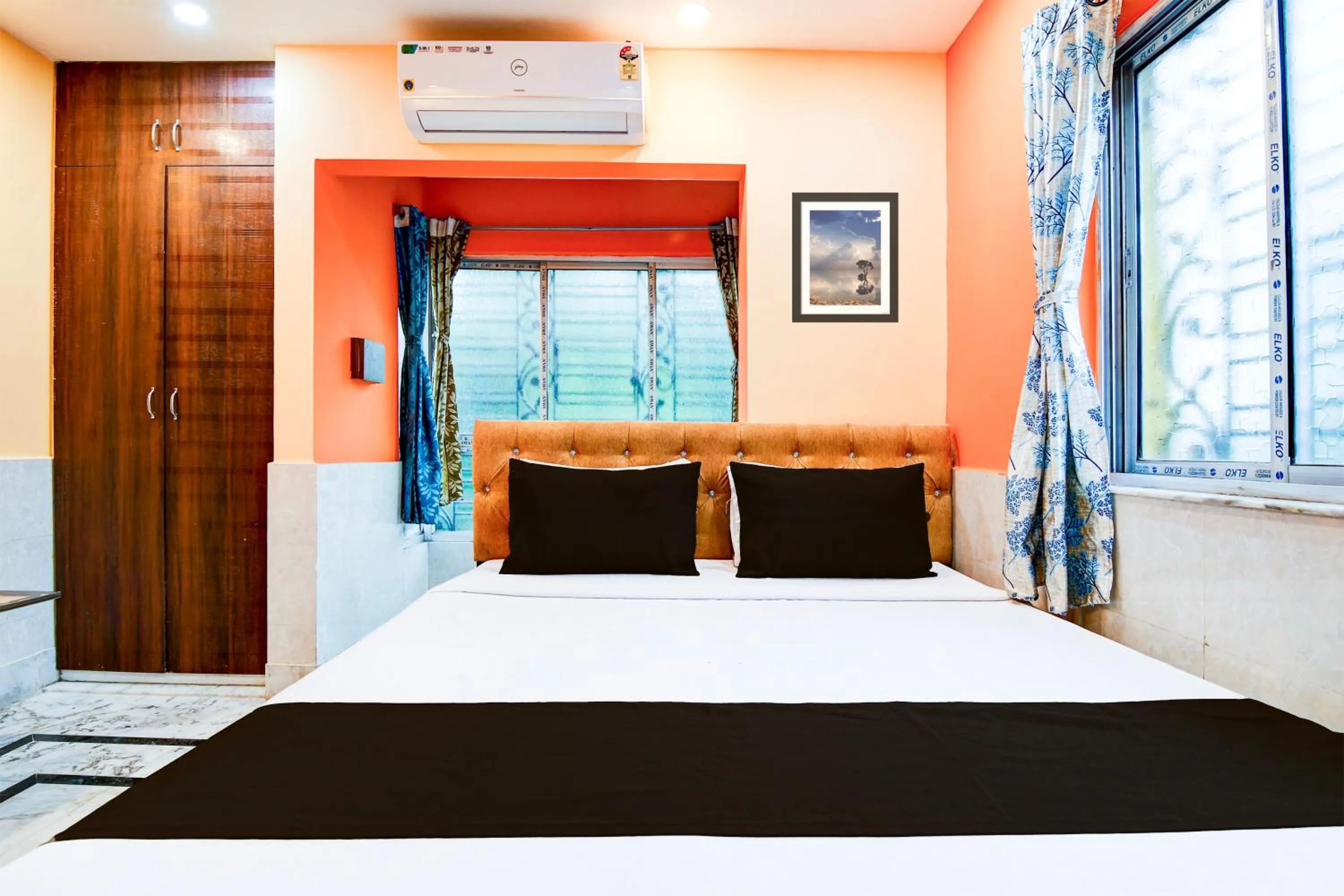 Bedroom, Bed in Super Hotel O Kolkata Near Acropolis Mall Formerly 7 Horse GH