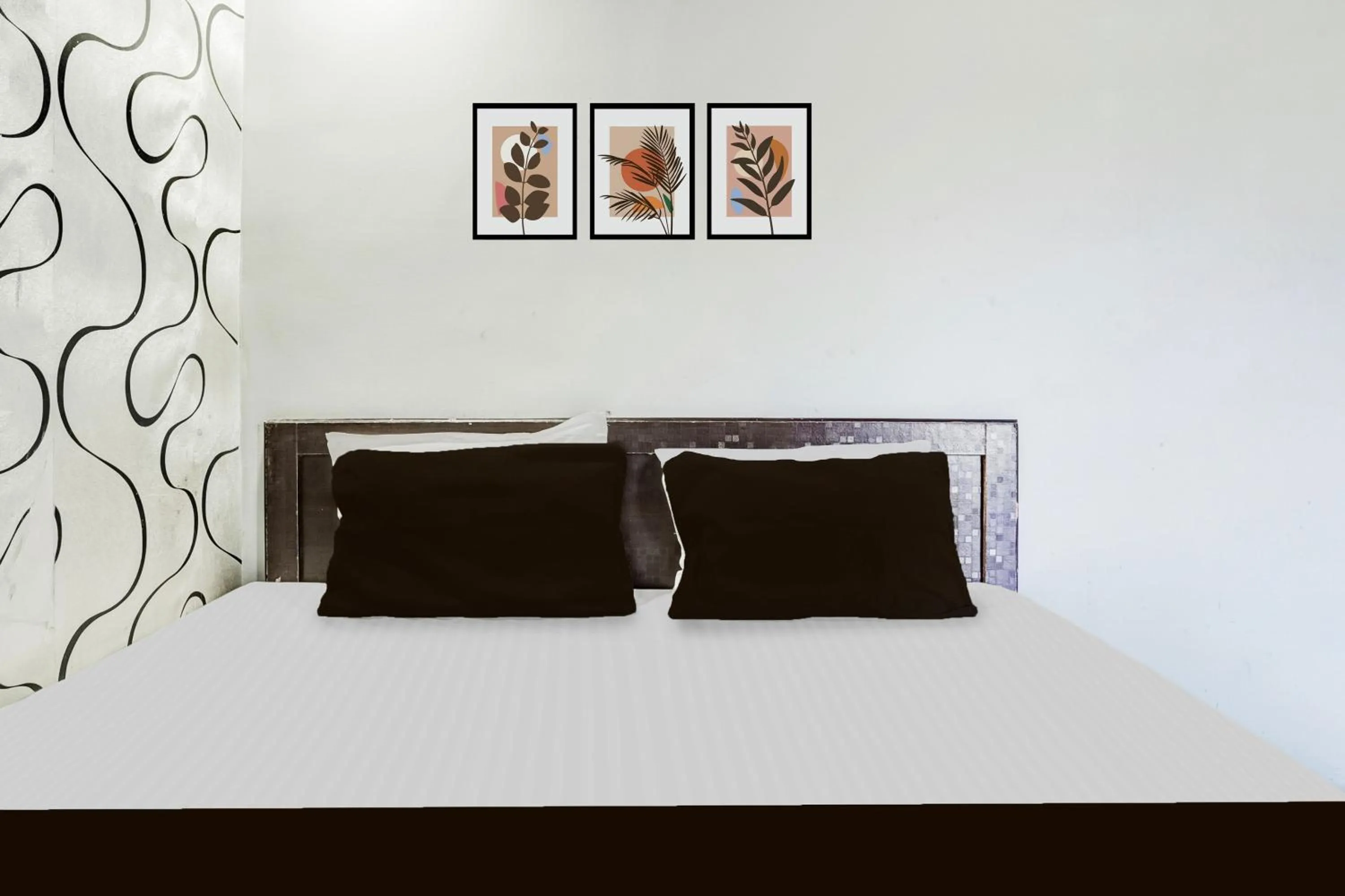 Bedroom, Bed in Super Hotel O Russel Chowk Formerly VN Residency Jabalpur