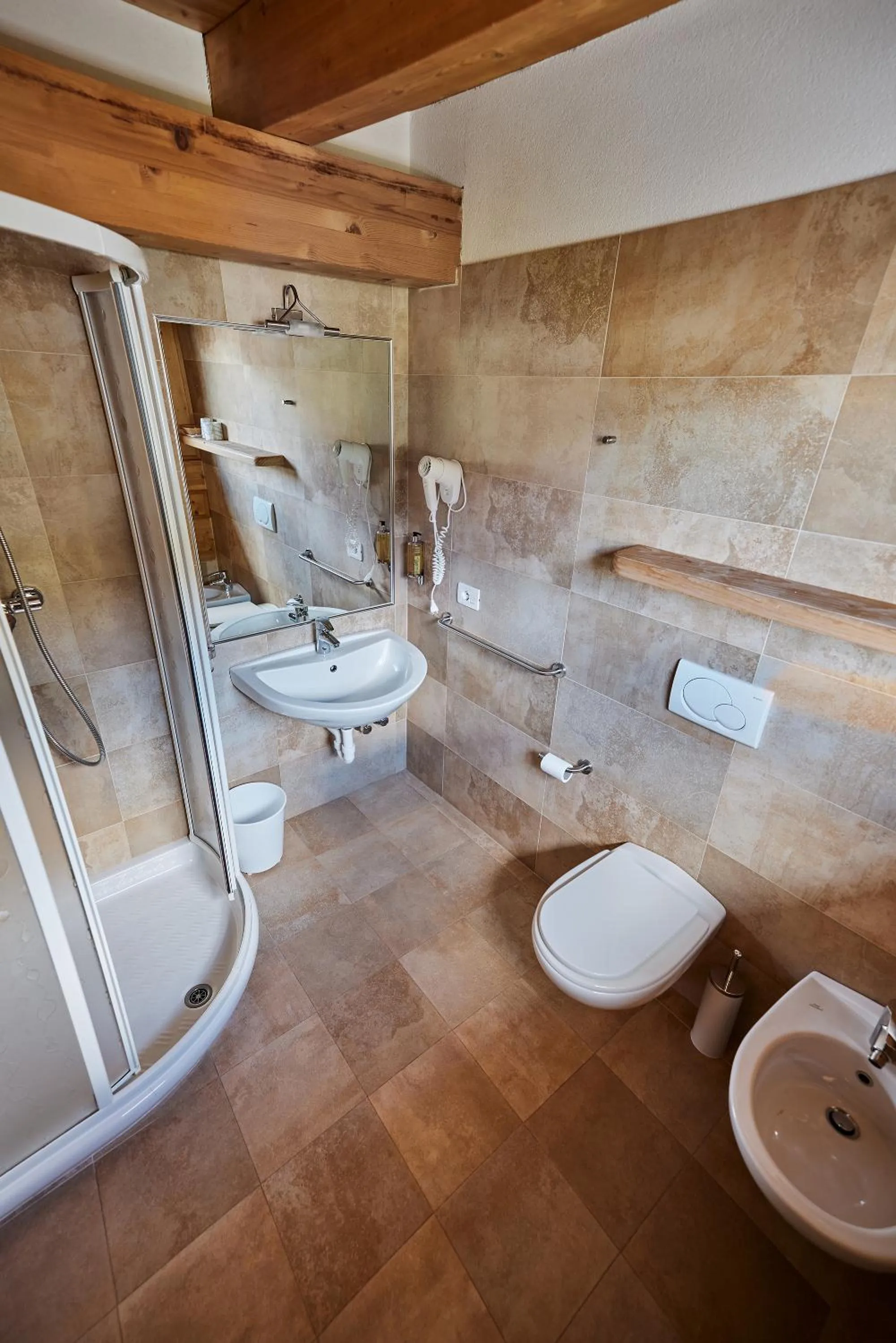 Bathroom in Hotel Vallechiara