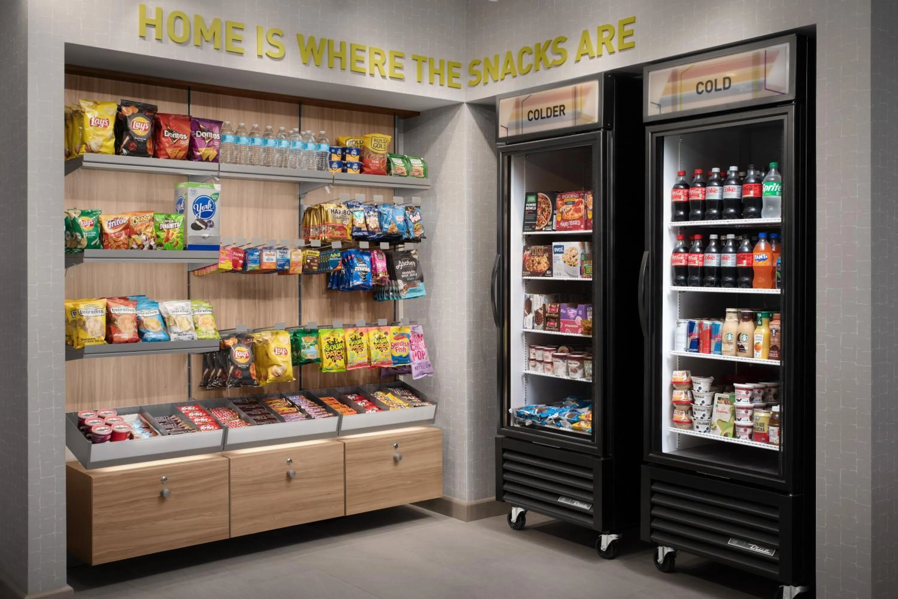 Food and drinks in Home2 Suites By Hilton Lakeland North I-4