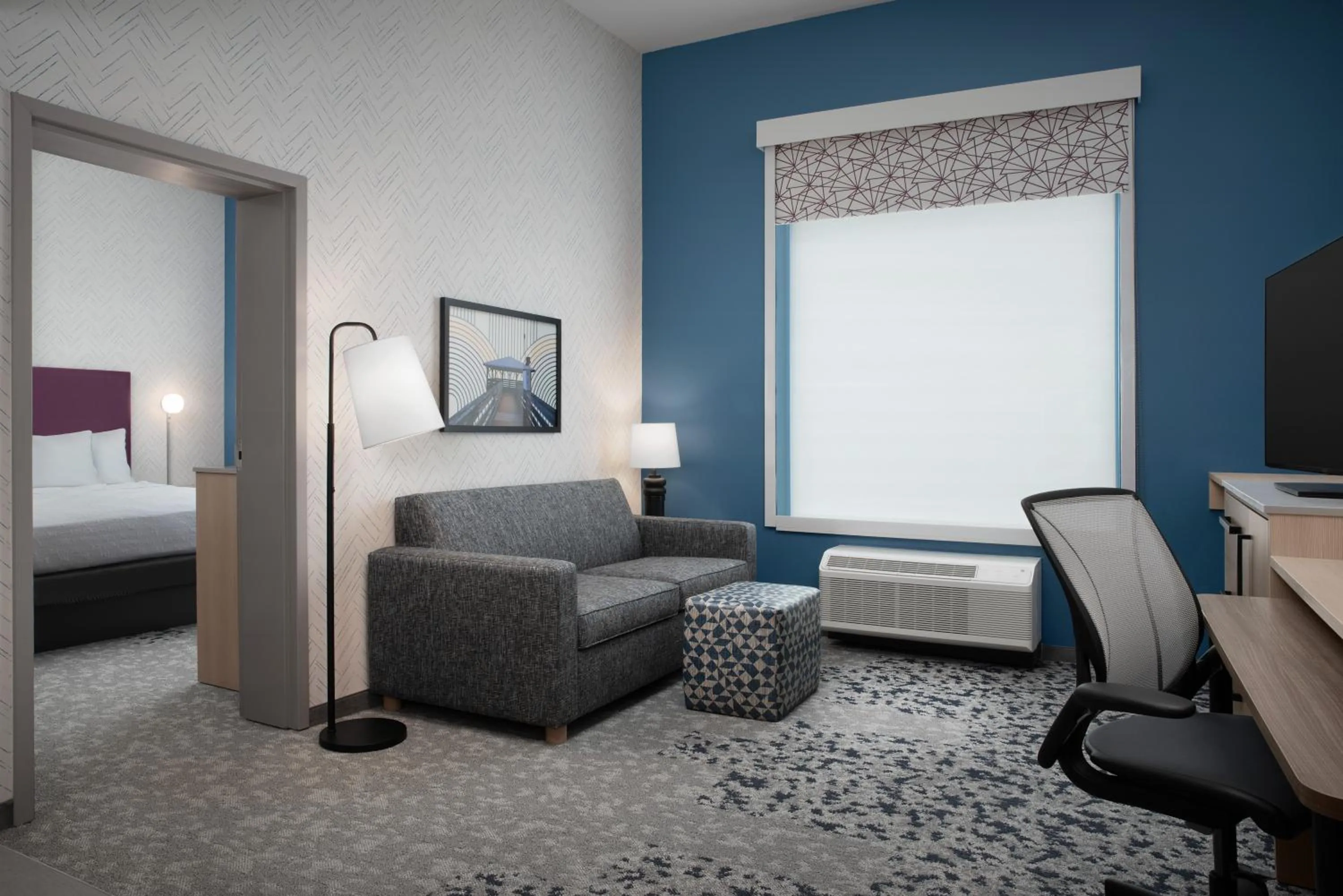 Bed in Home2 Suites By Hilton Lakeland North I-4