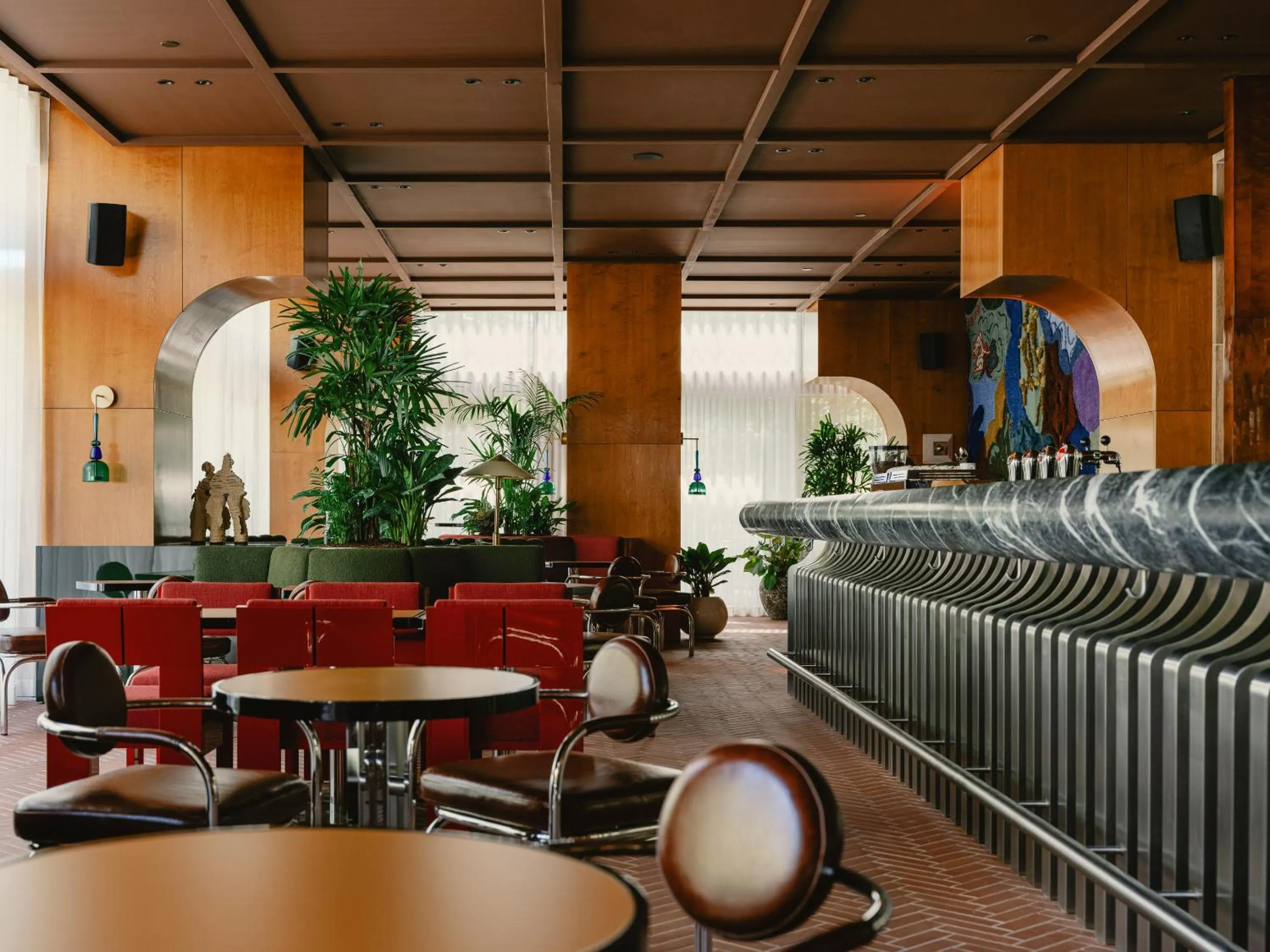 Restaurant/places to eat in The Standard, Brussels