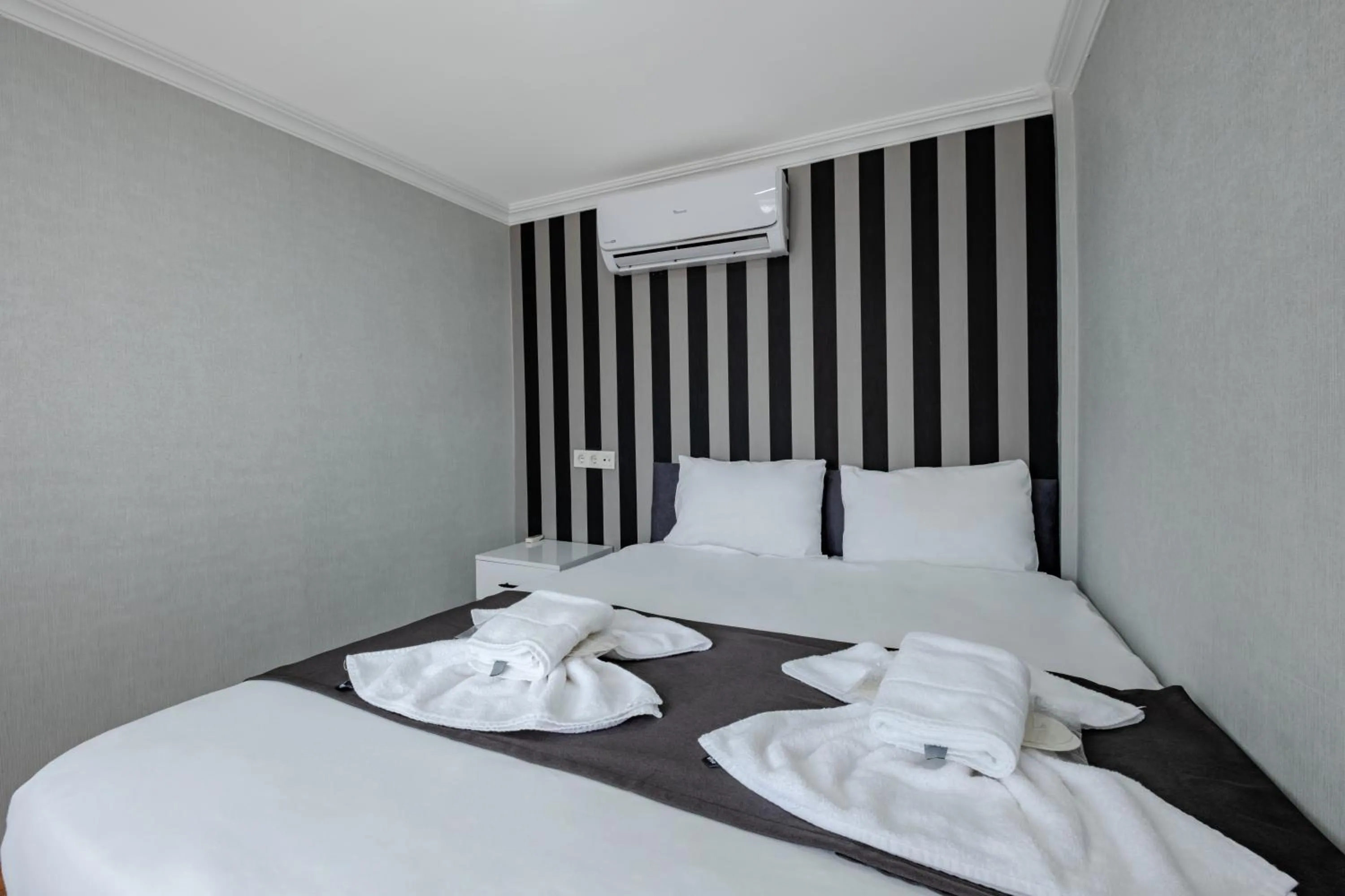 Photo of the whole room, Bed in JAMMY Hotel