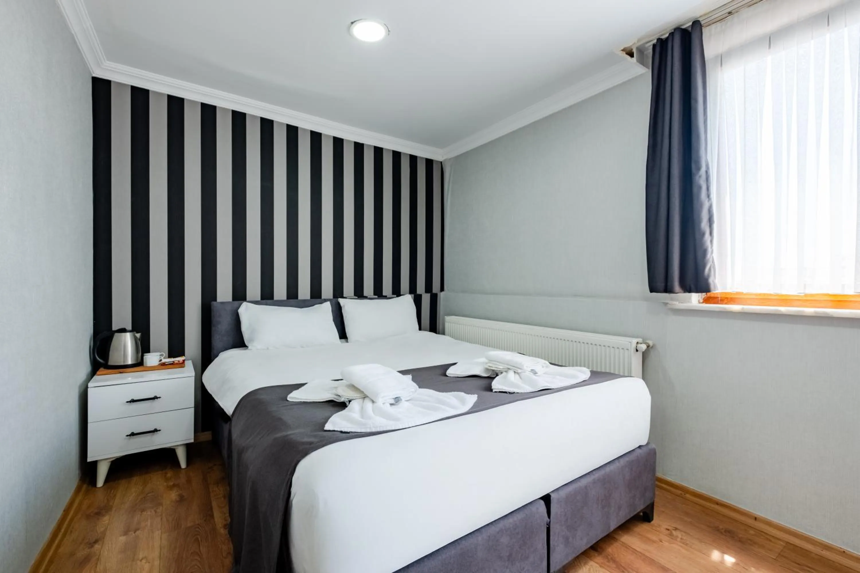 Photo of the whole room, Bed in JAMMY Hotel