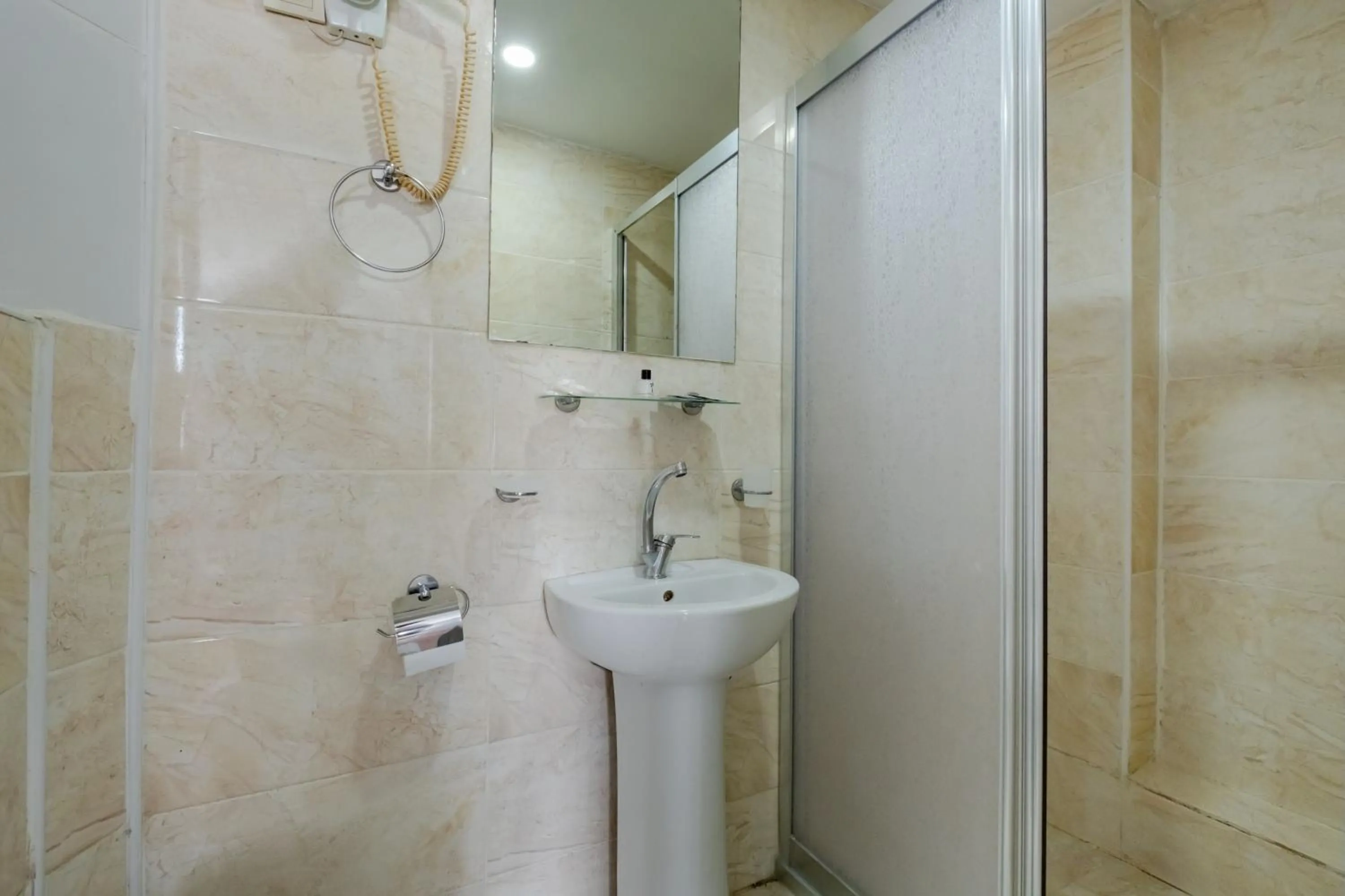 Photo of the whole room in JAMMY Hotel