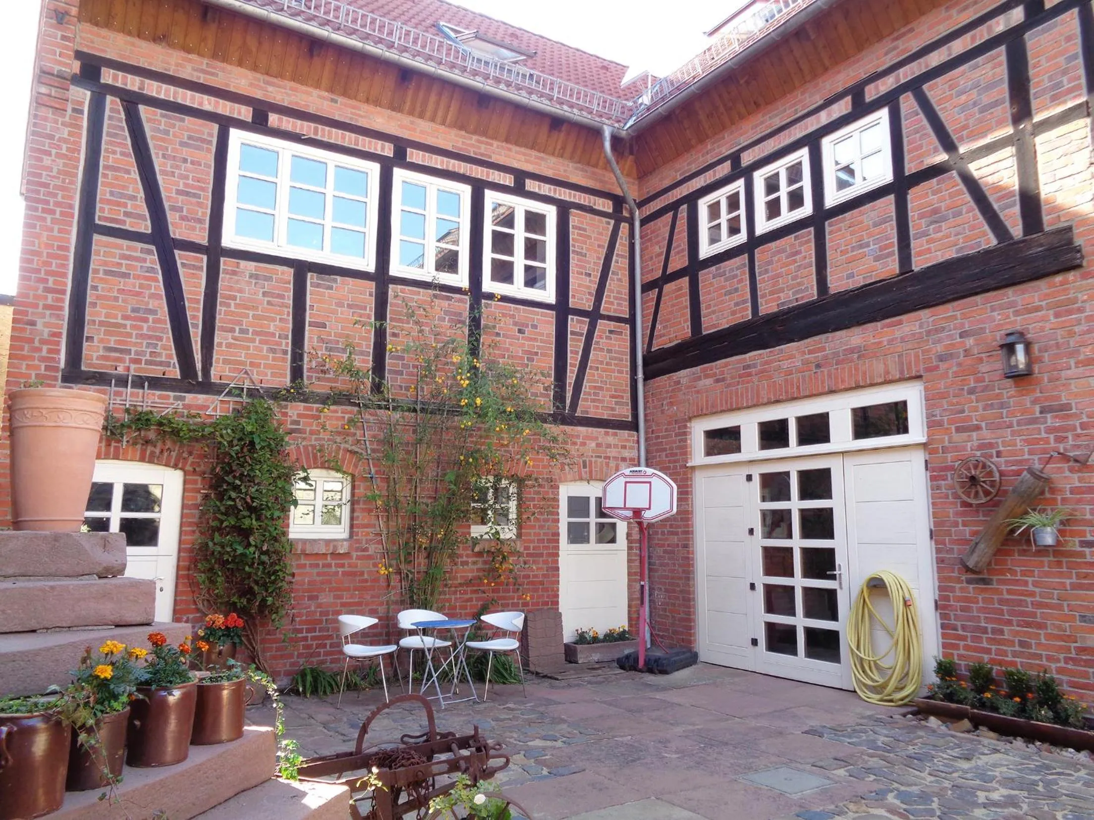 Property building in Hotel Apartment Puell