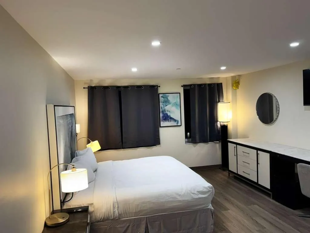 Bed in Nova Hotel JFK