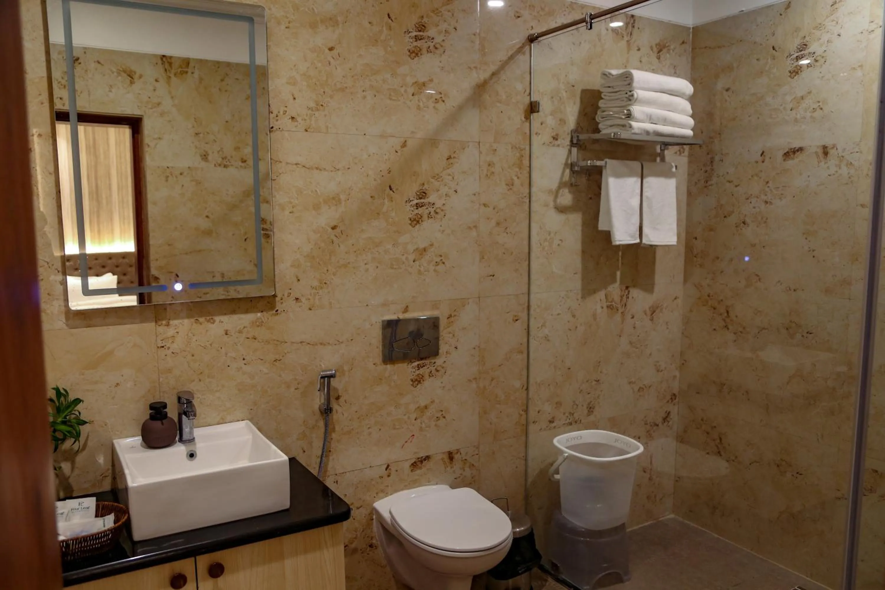 Four Leaf Hotel Arjuna Manor, Varanasi