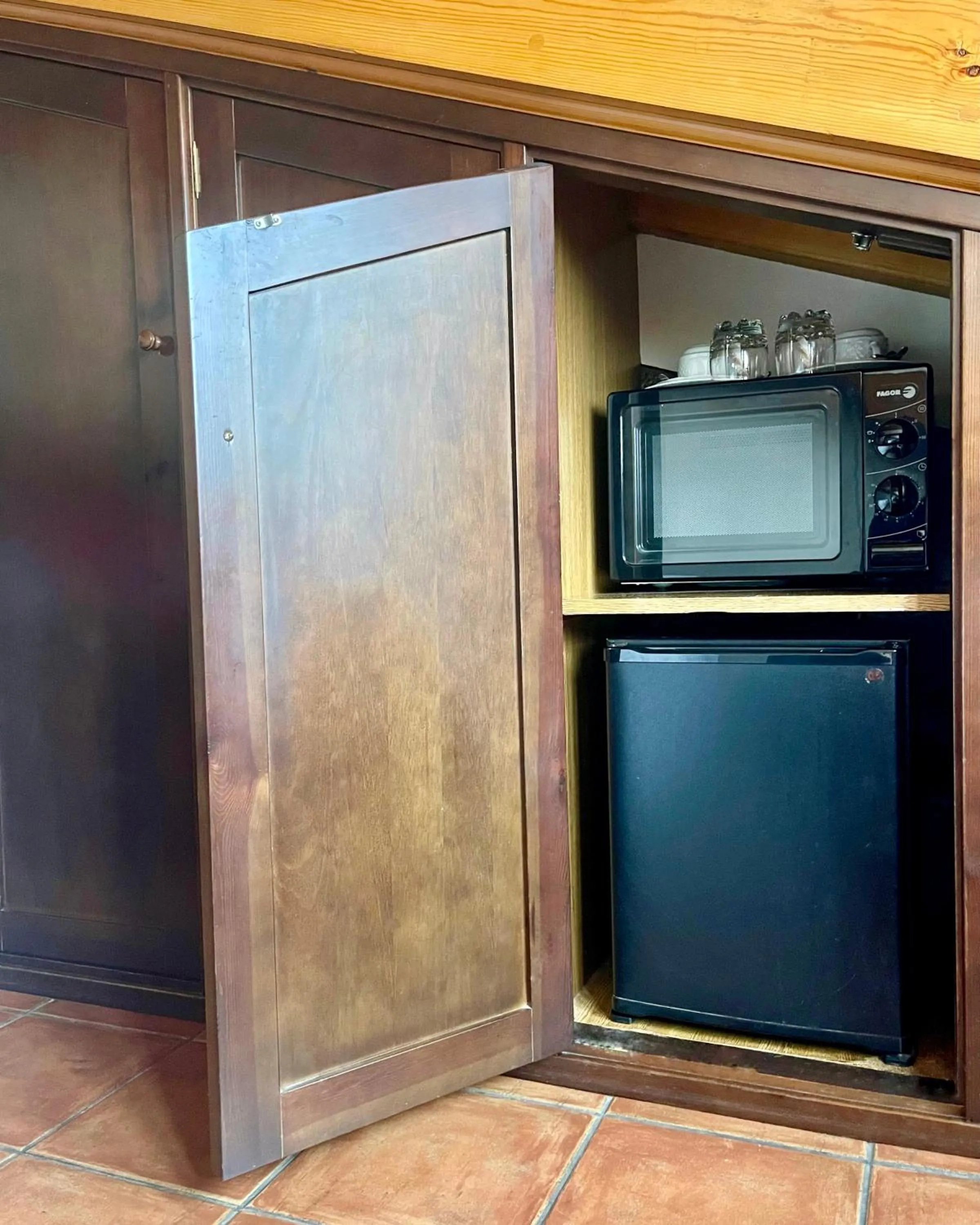 minibar in La Posada del Rey