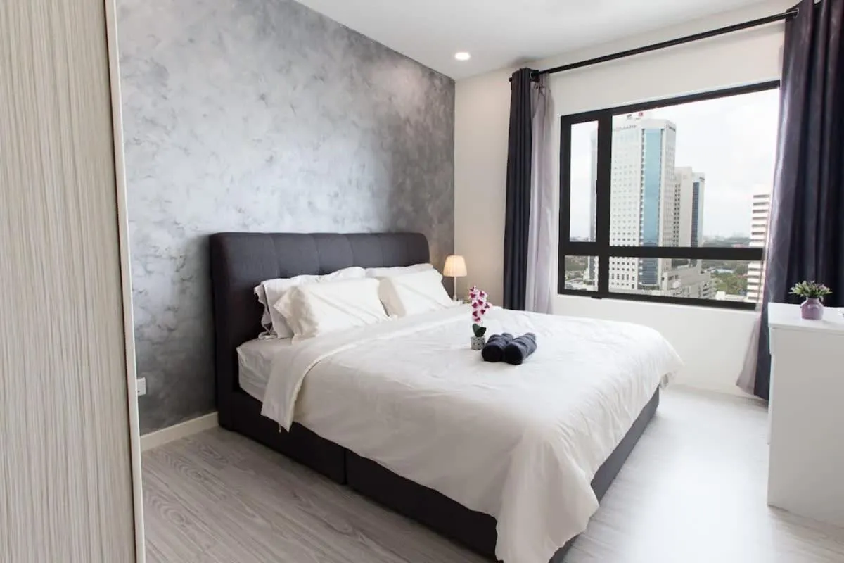 Apartment in A Modern & Bright Suasana Suites in Johor Bahru