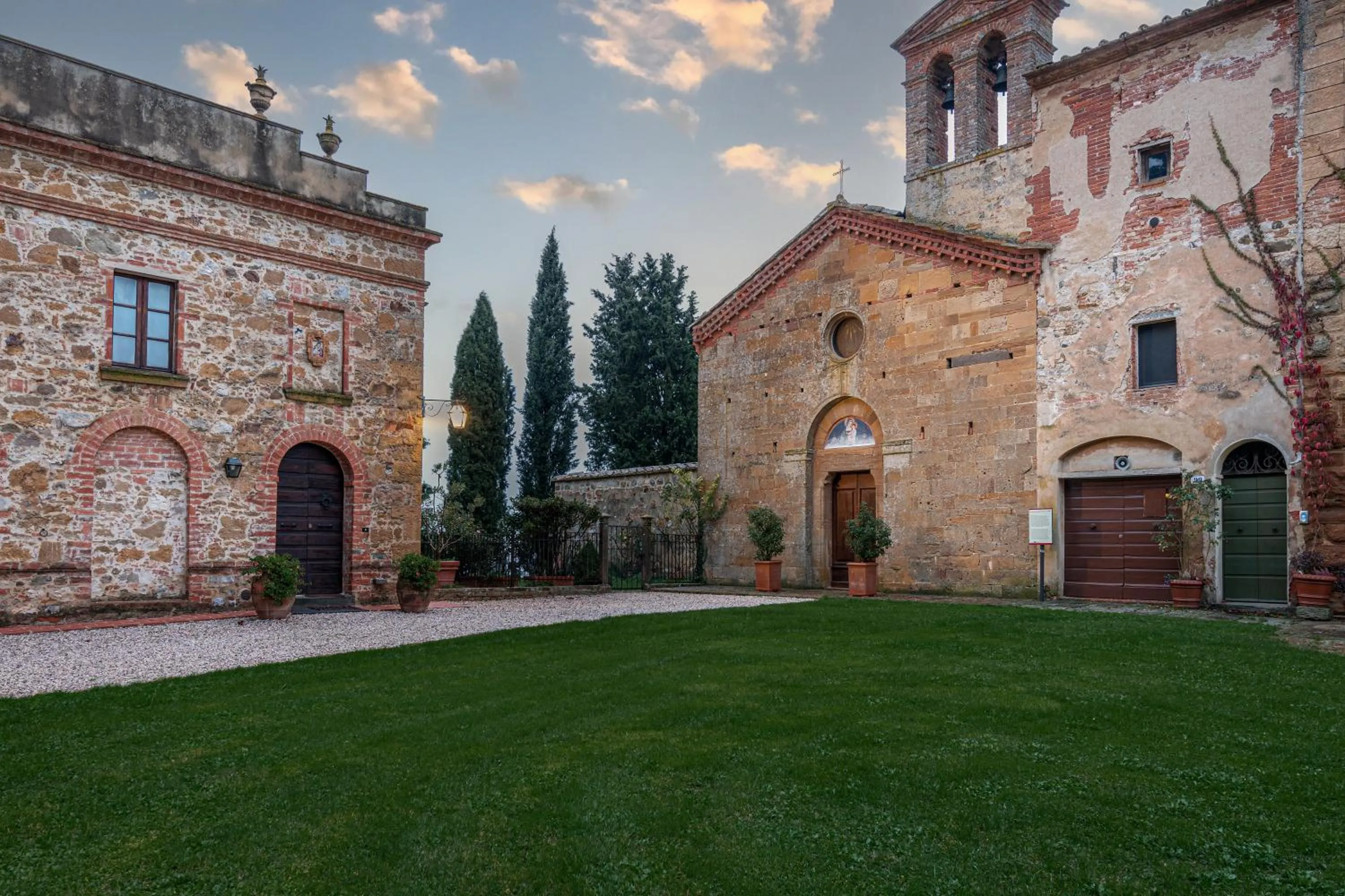 Property building in Abbadia Sicille Relais