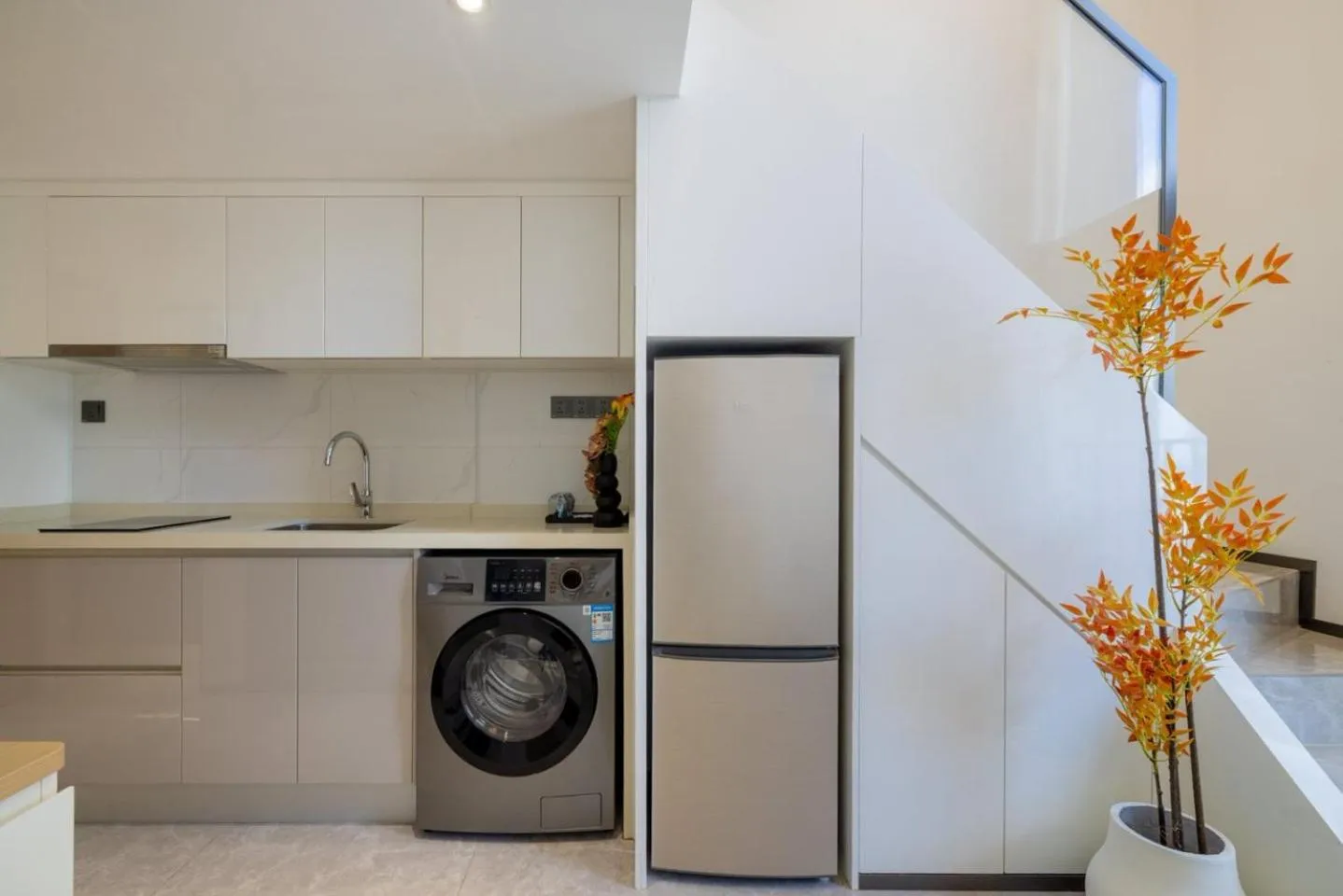 Mihua International Apartment - Guangzhou Yangang Subway Station Branch