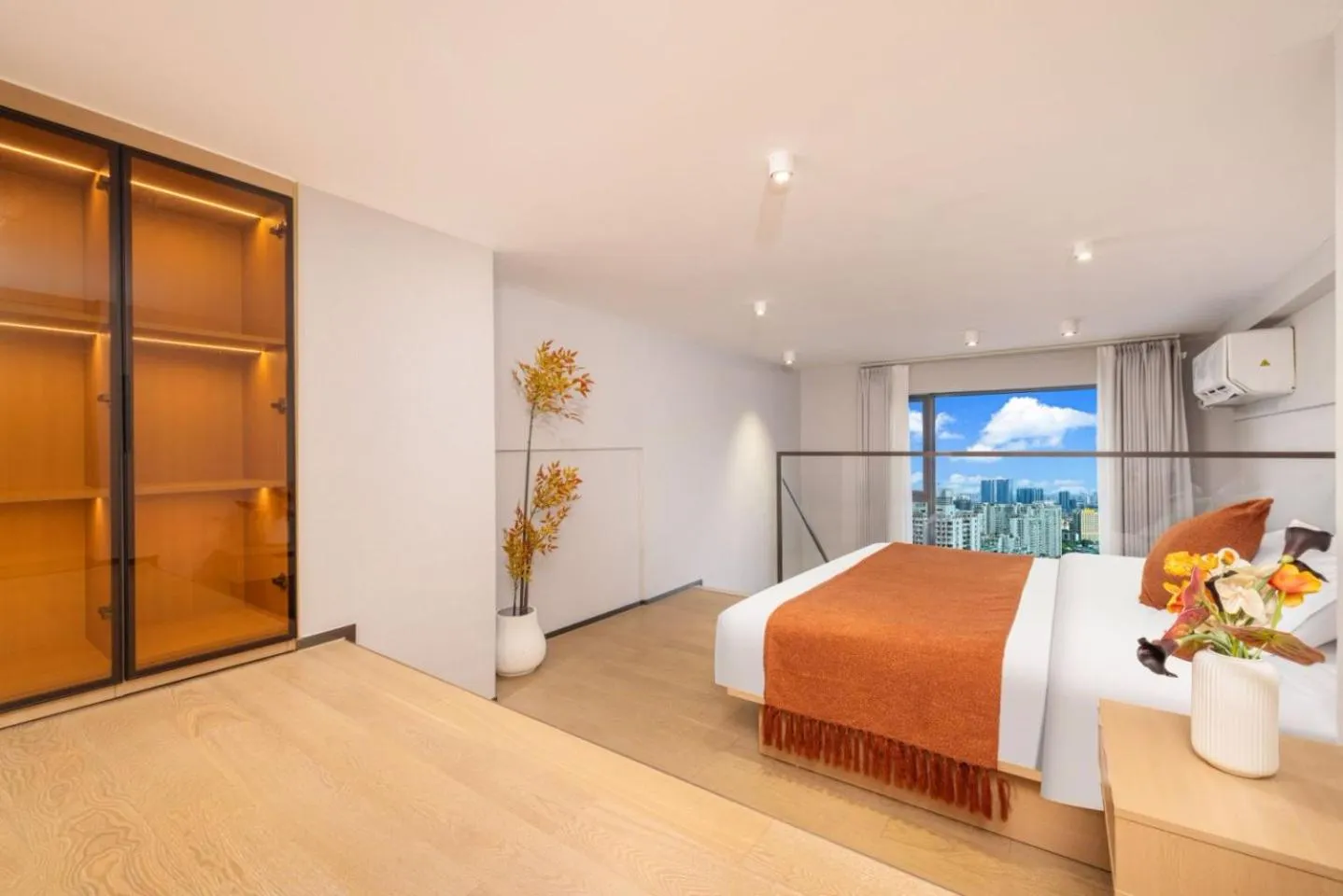 Bed in Mihua International Apartment - Guangzhou Yangang Subway Station Branch