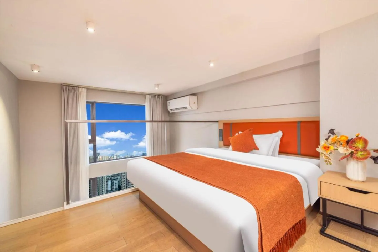 Bed in Mihua International Apartment - Guangzhou Yangang Subway Station Branch